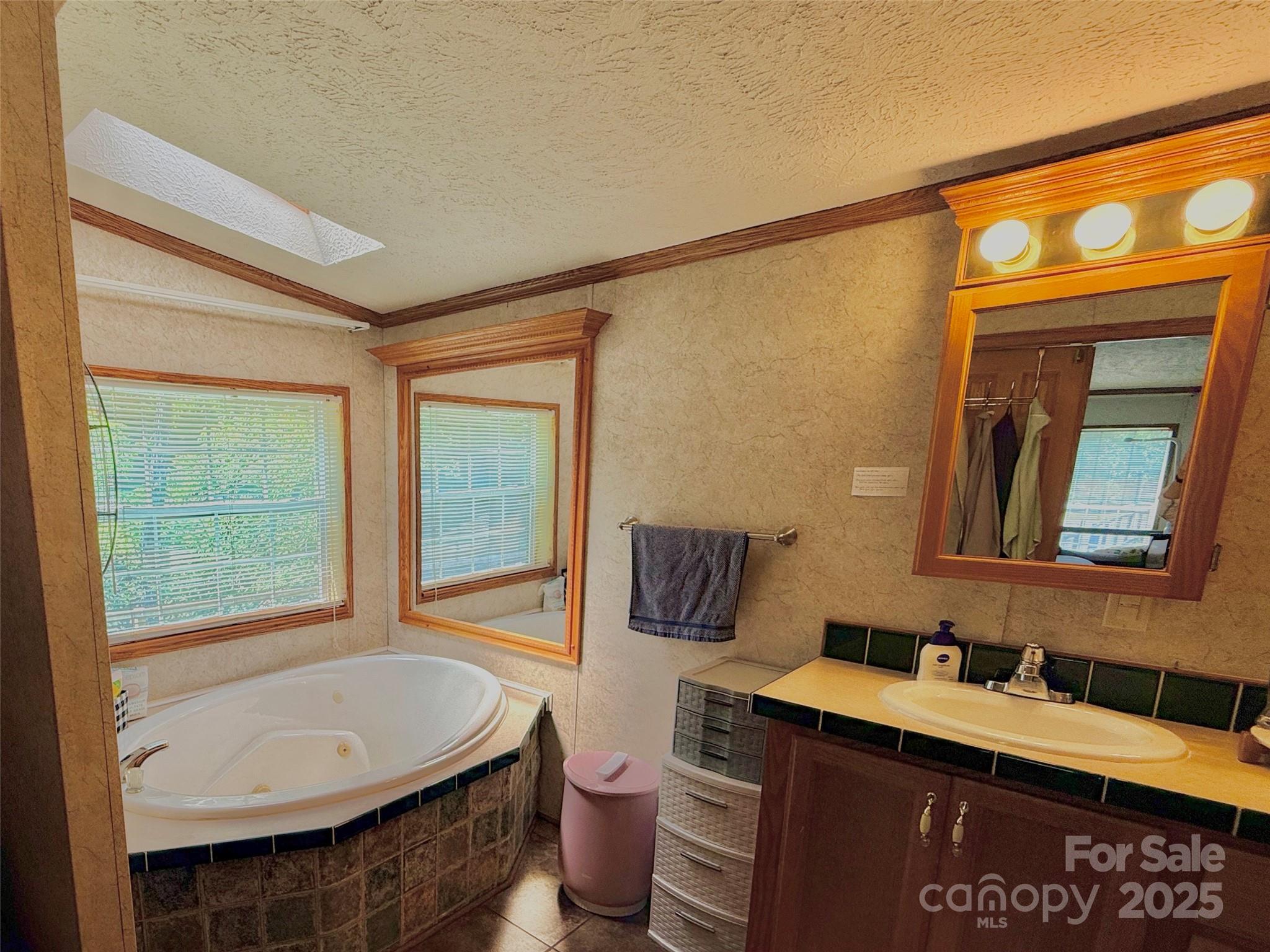 9 Henry White Lane Property Photo 26