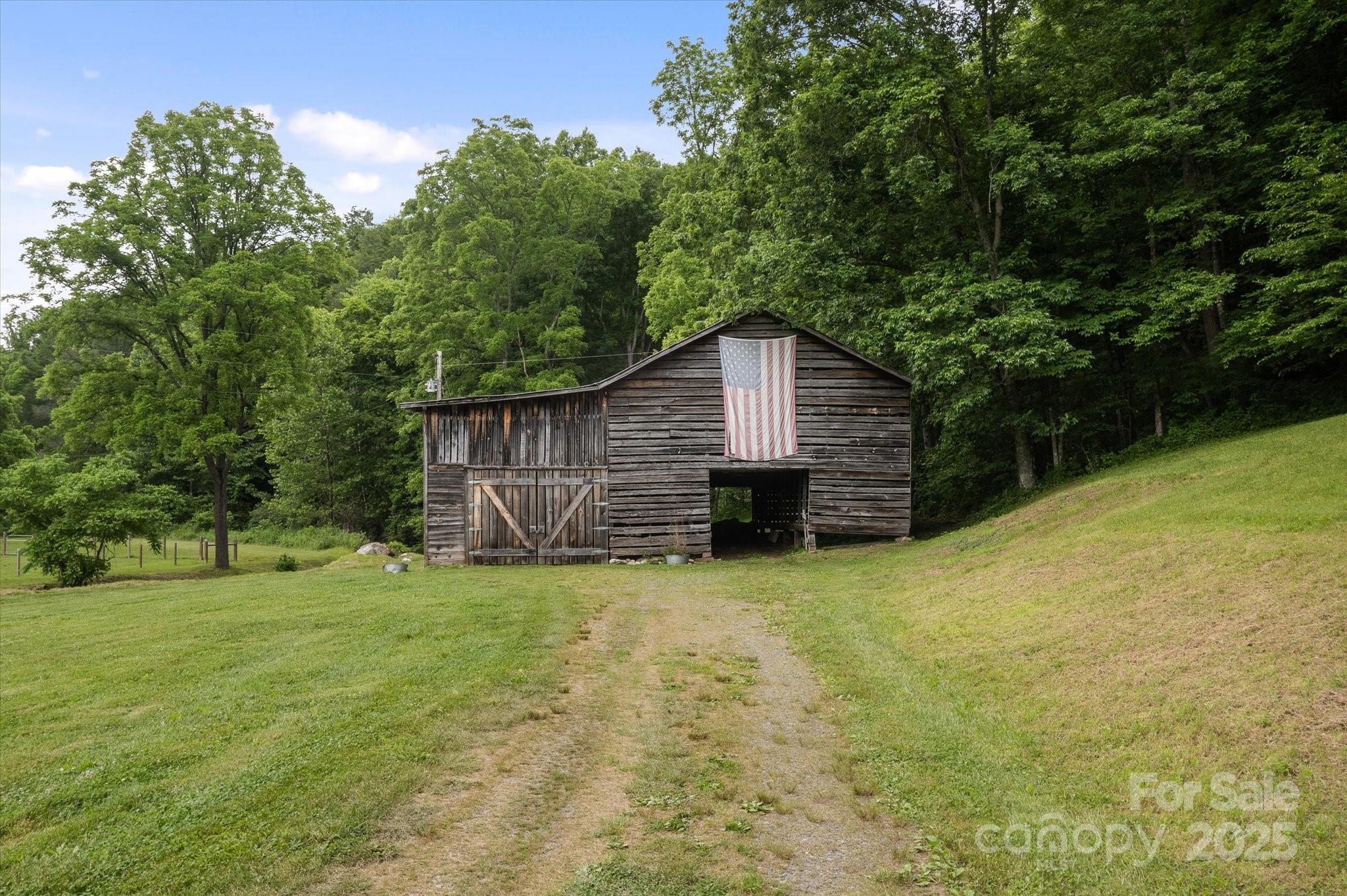 942 Paint Fork Road Property Photo 30