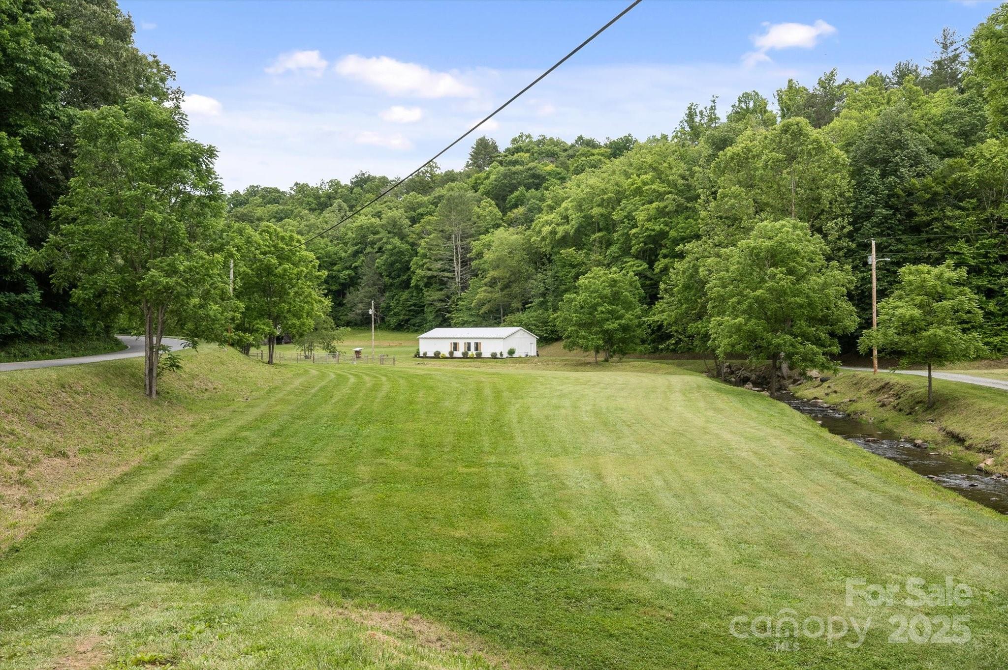 942 Paint Fork Road Property Photo 31