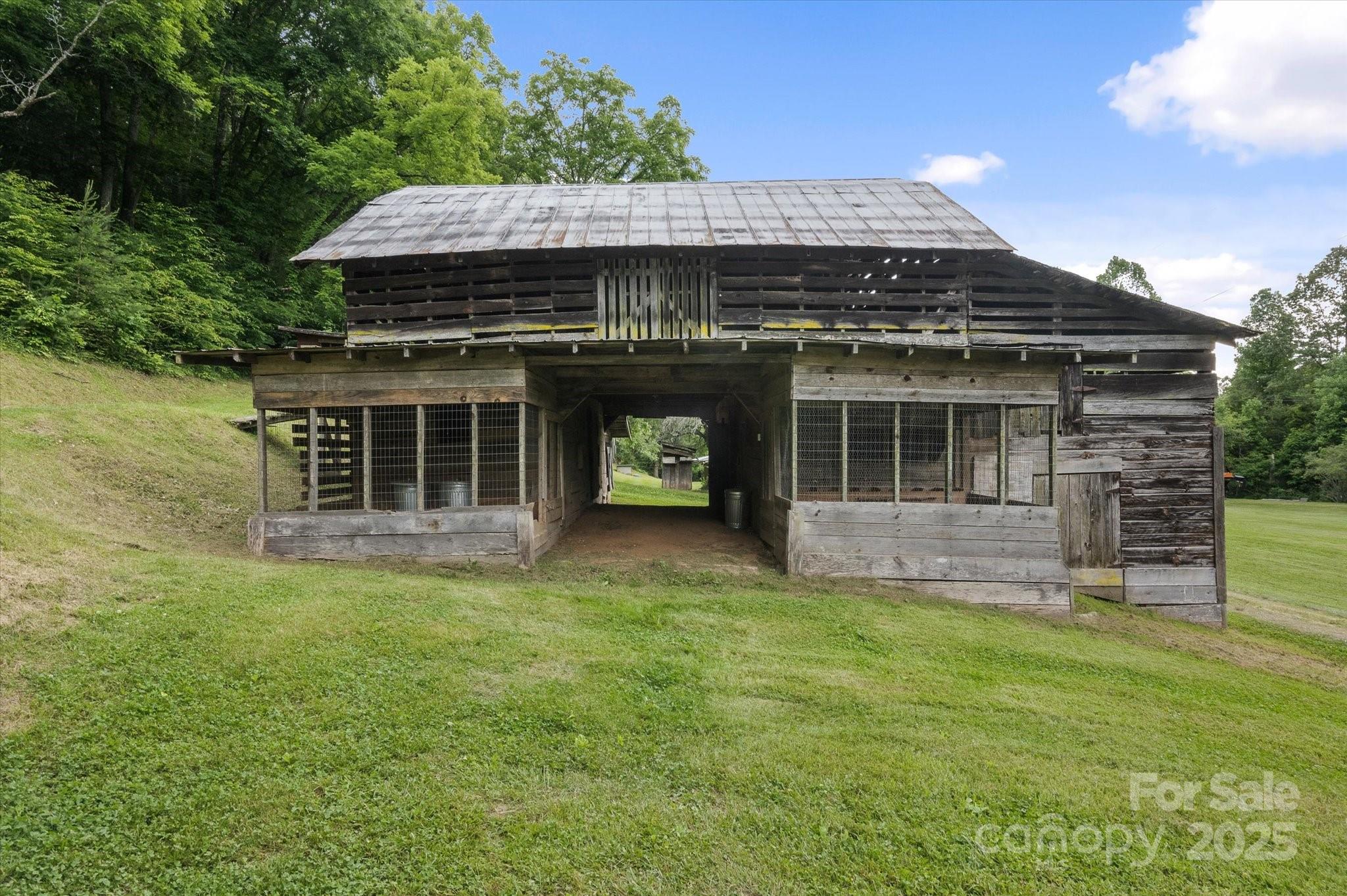 942 Paint Fork Road Property Photo 37