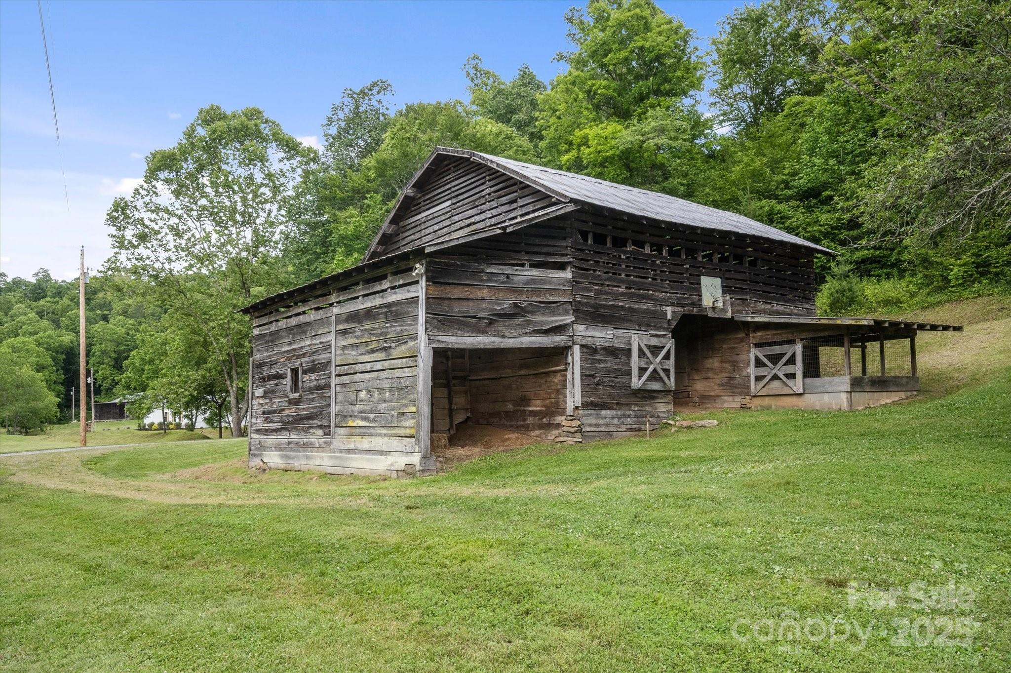 942 Paint Fork Road Property Photo 38