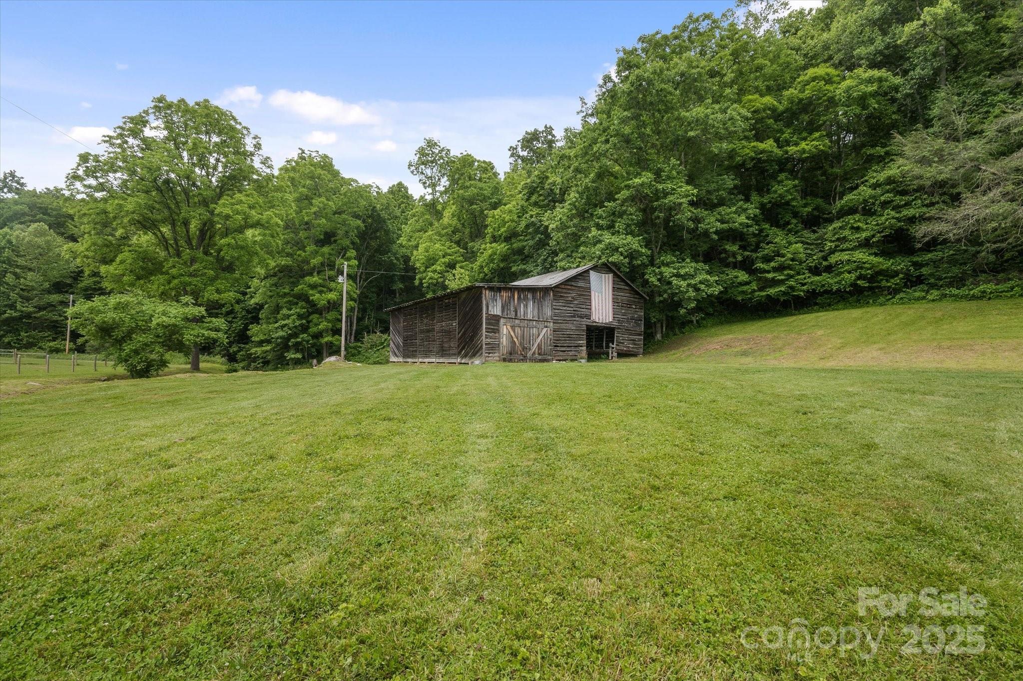 942 Paint Fork Road Property Photo 47