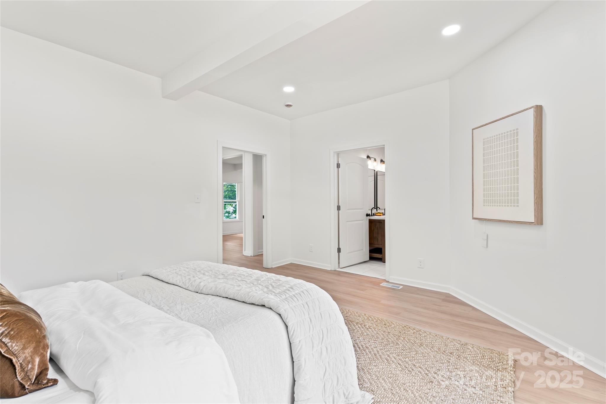 815 E Second Avenue Property Photo 13