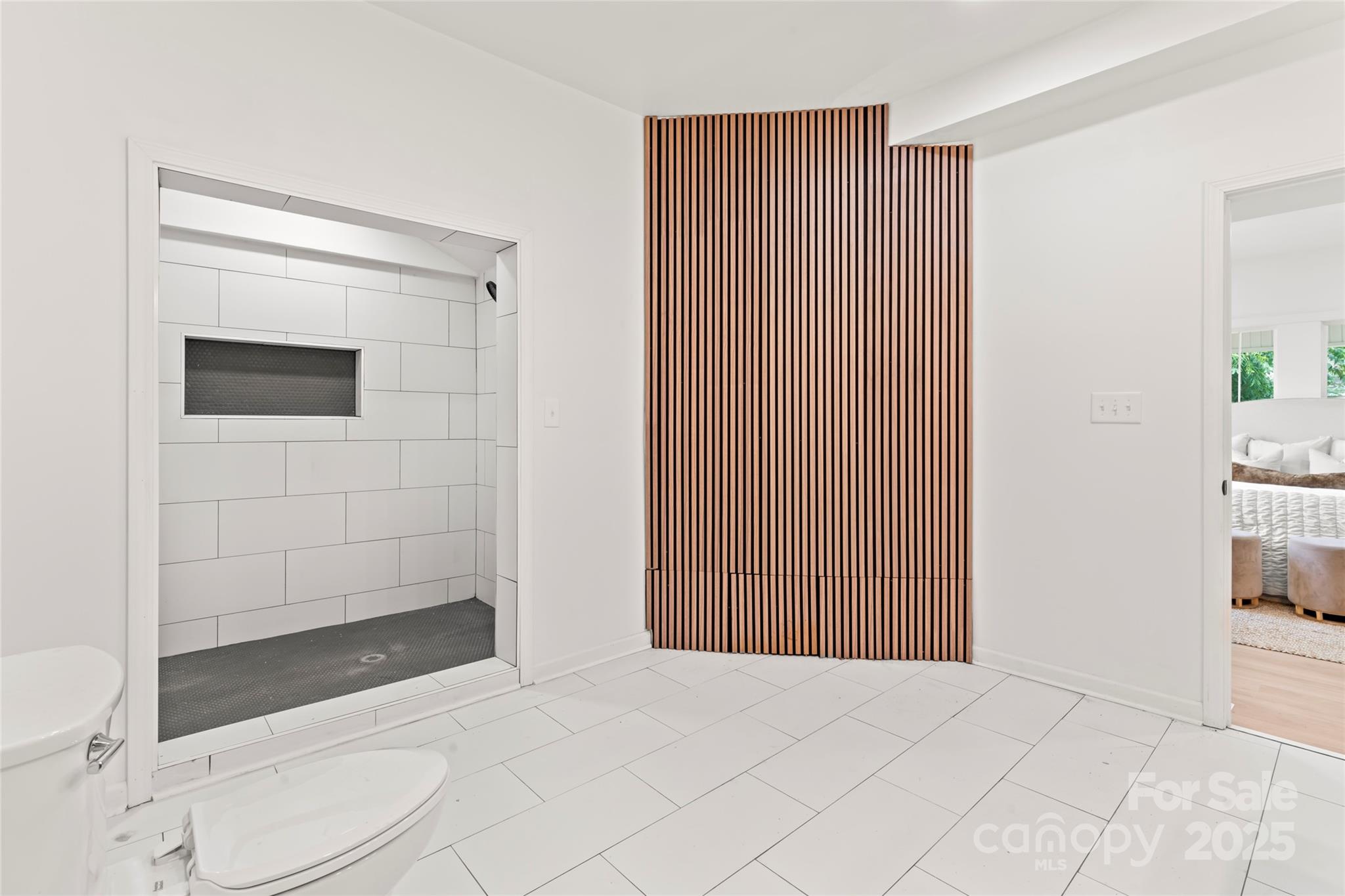815 E Second Avenue Property Photo 16