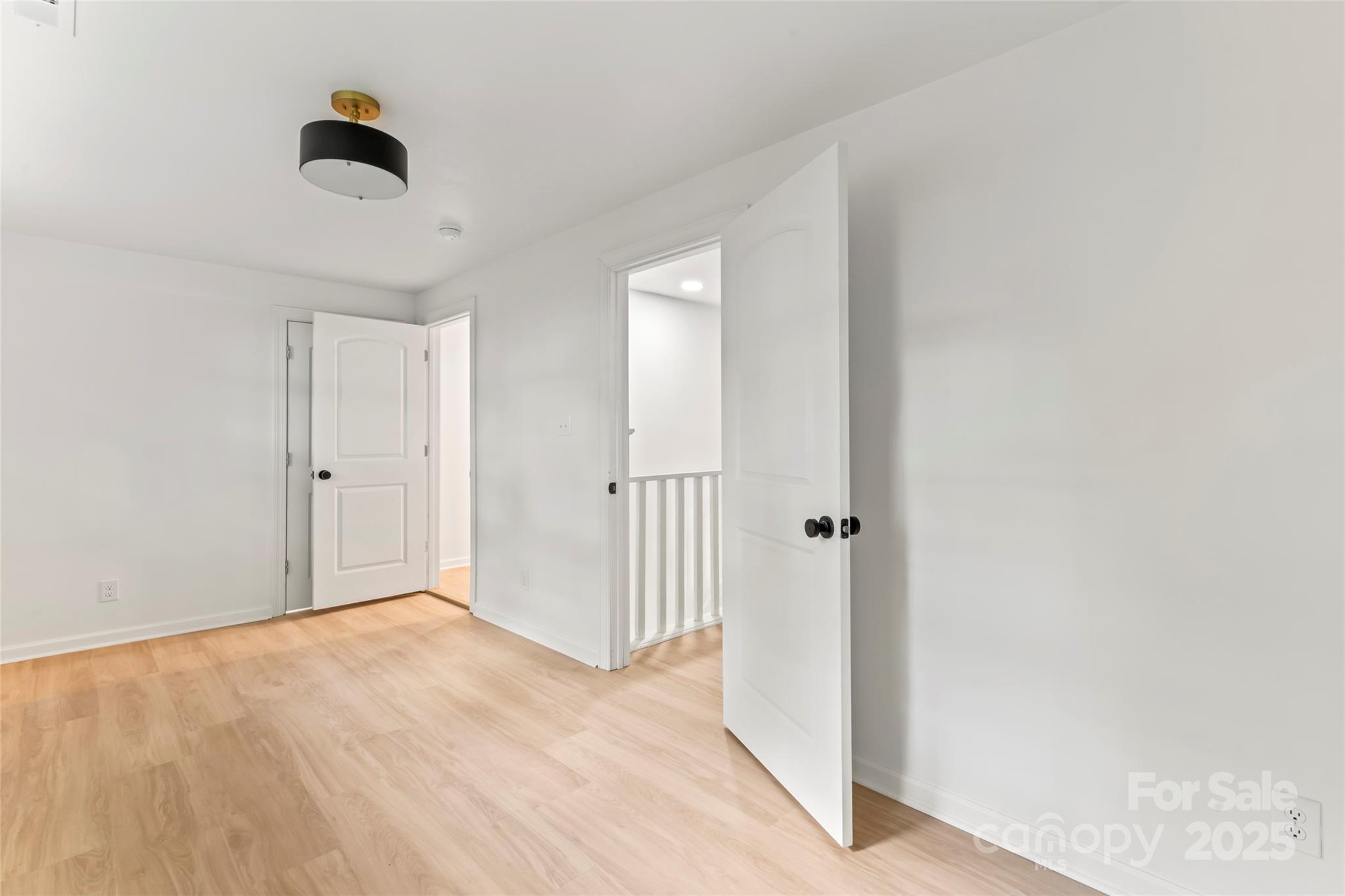 815 E Second Avenue Property Photo 23