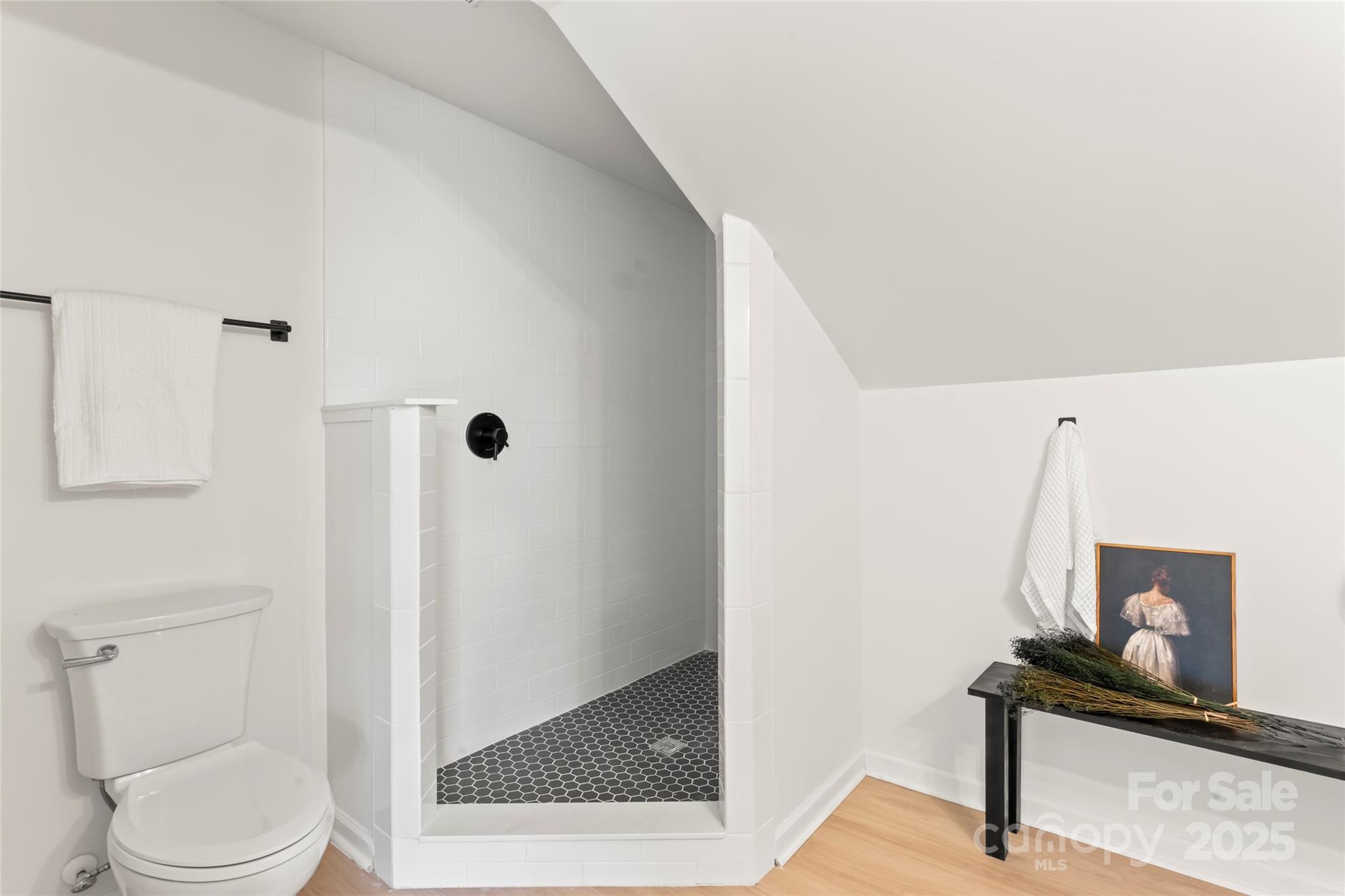 815 E Second Avenue Property Photo 26