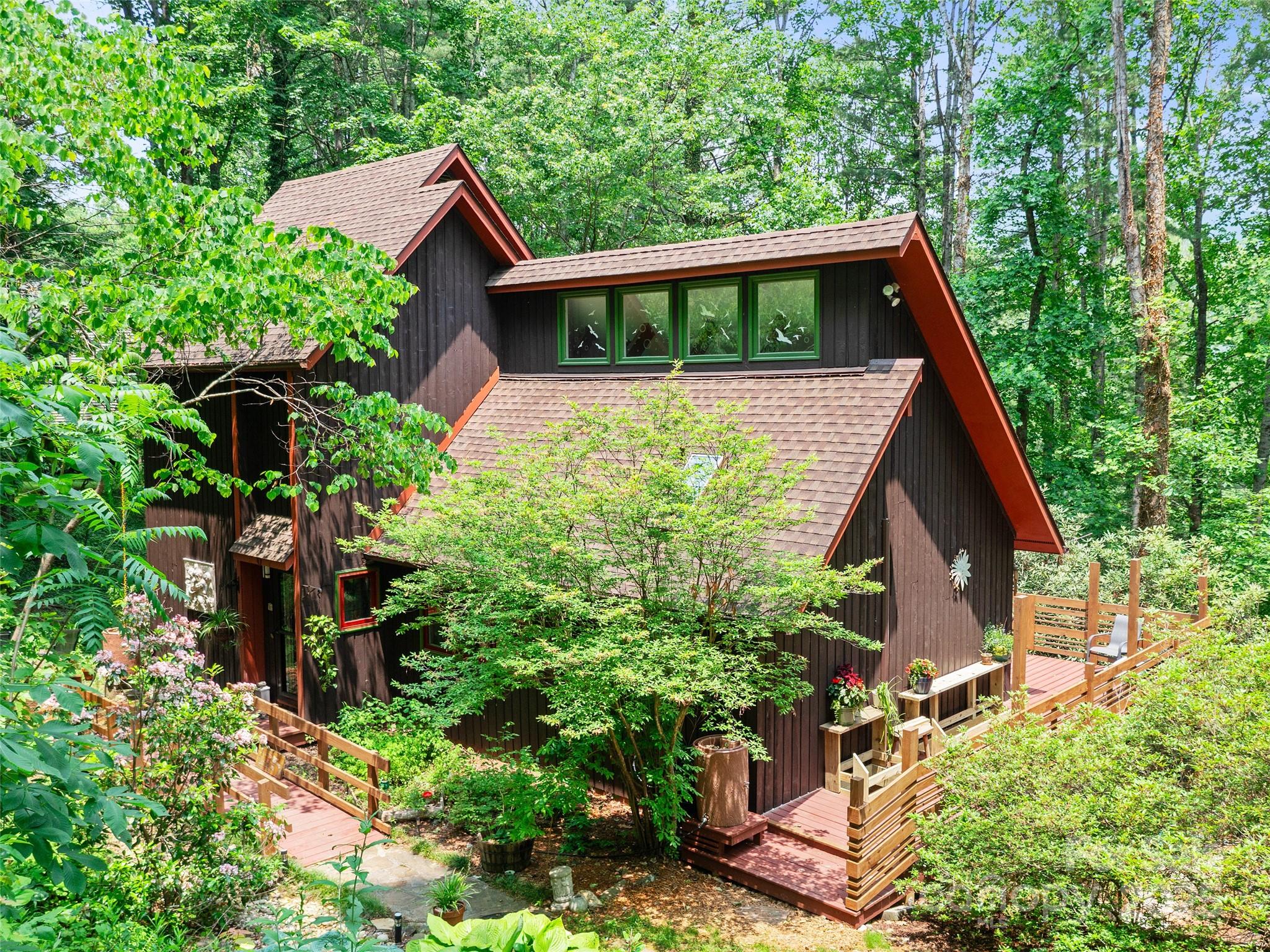 278 Mount View Drive Property Photo 1