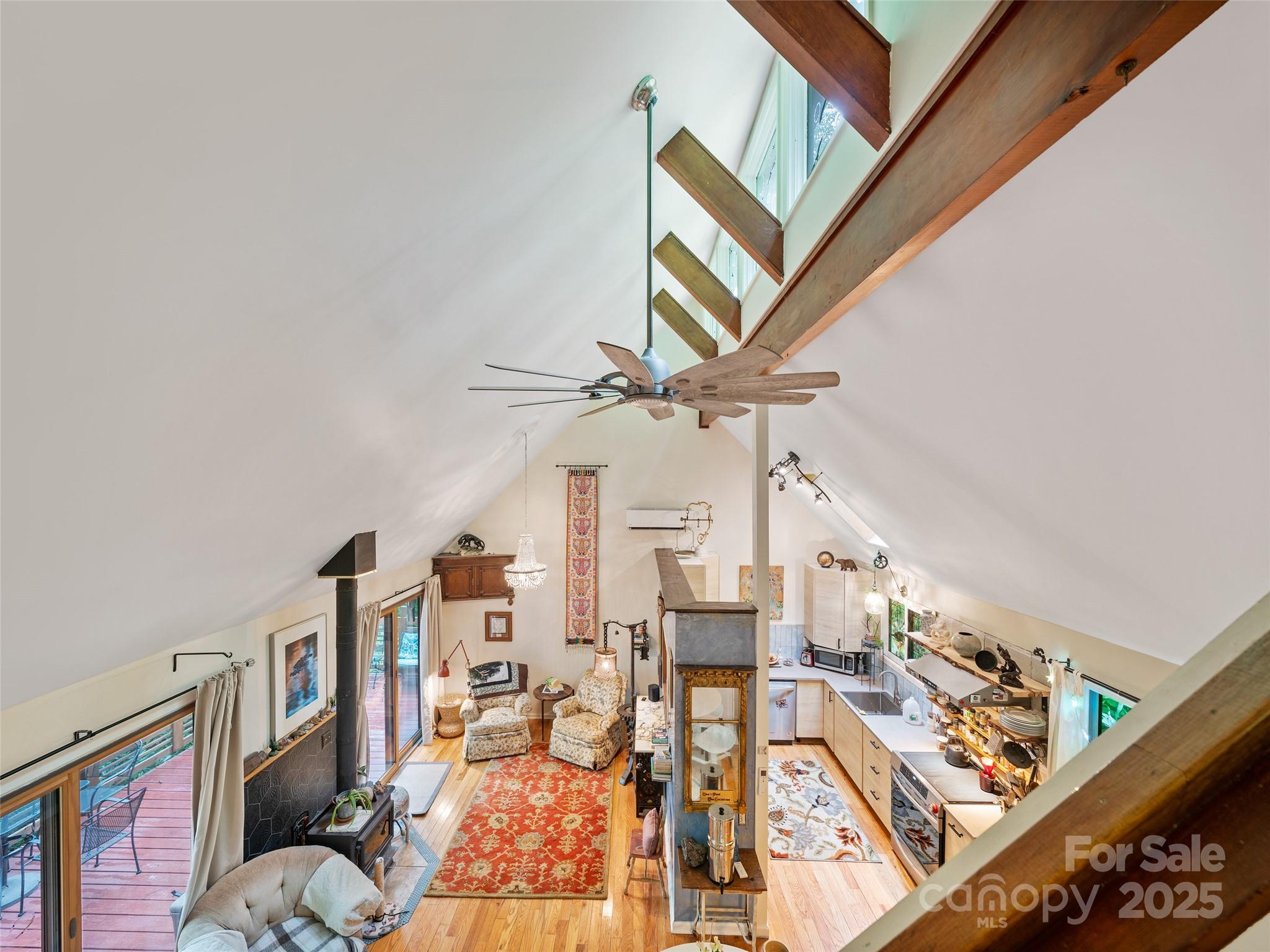 278 Mount View Drive Property Photo 15