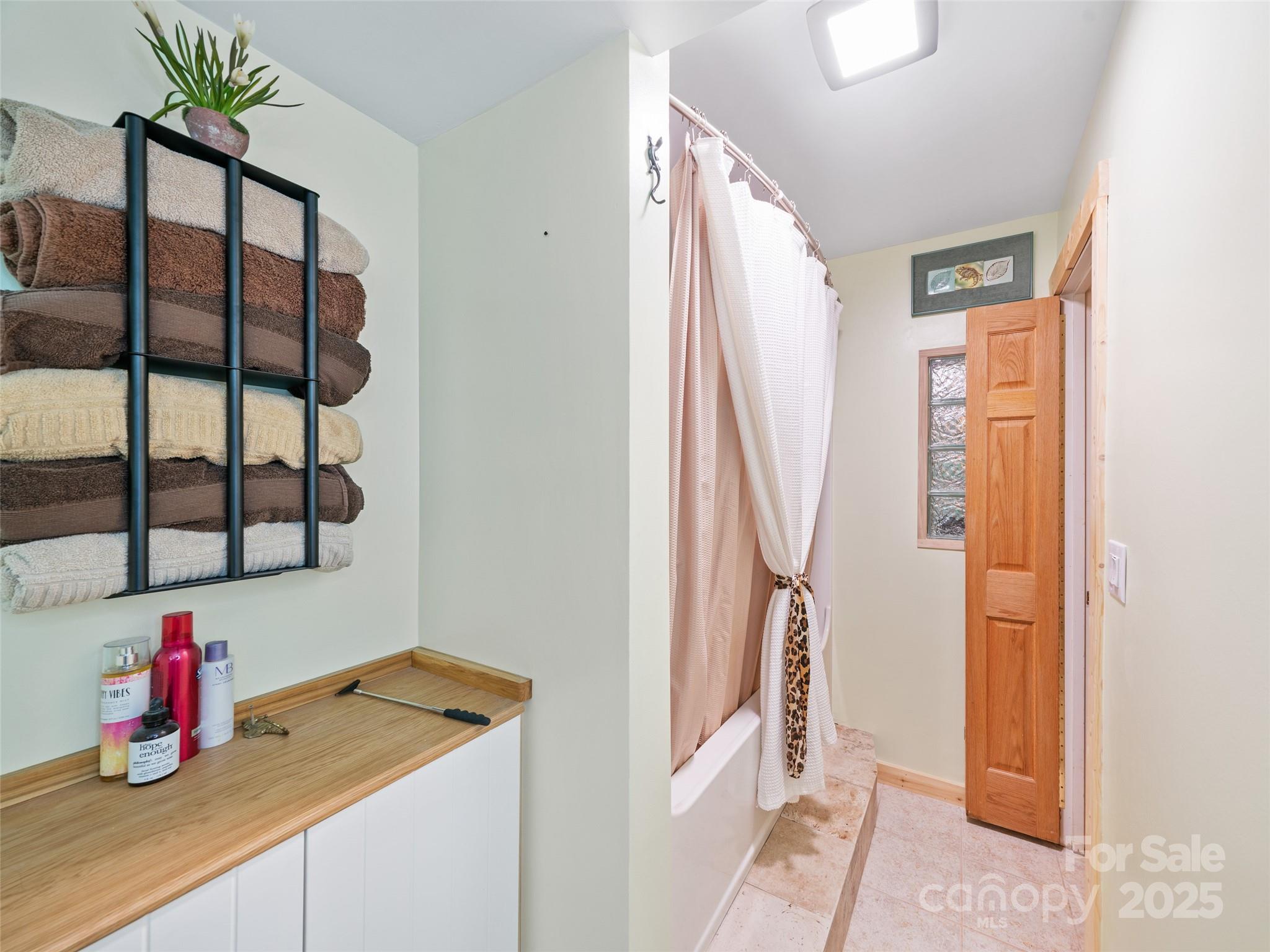 278 Mount View Drive Property Photo 29