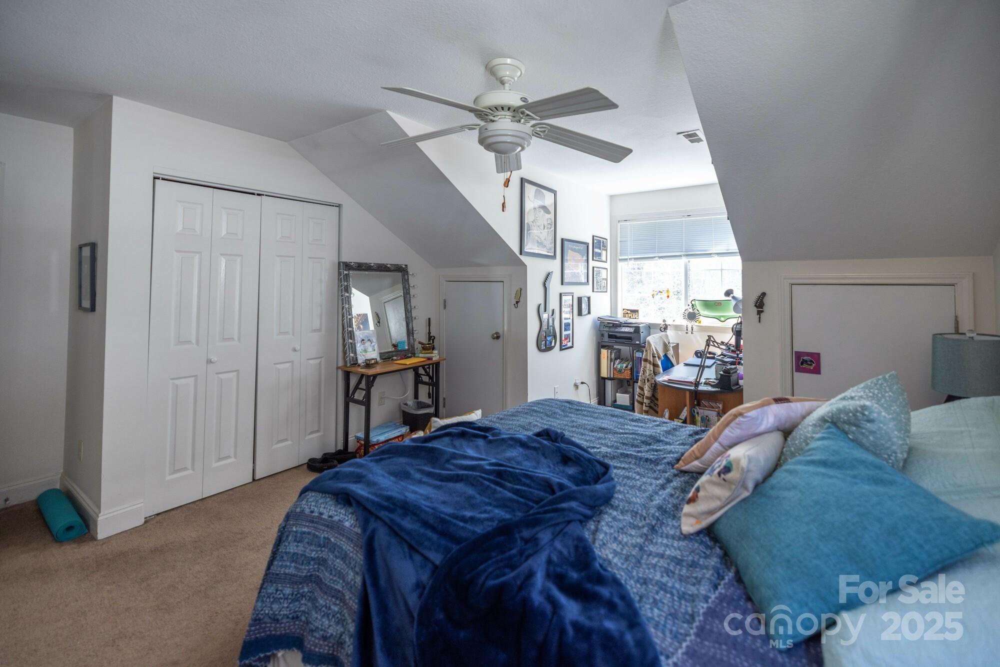 445 Sand Hill Road 1-6 Property Photo 23