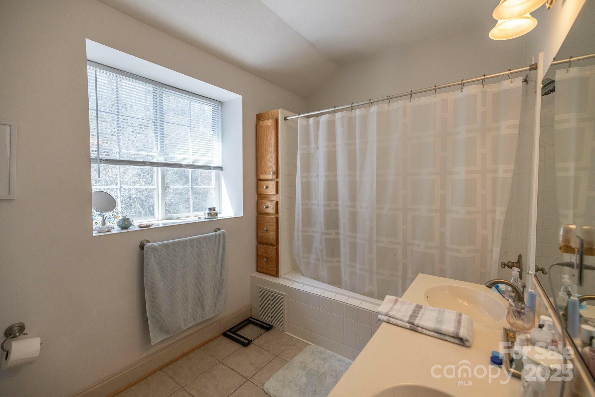445 Sand Hill Road 1-6 Property Photo 26