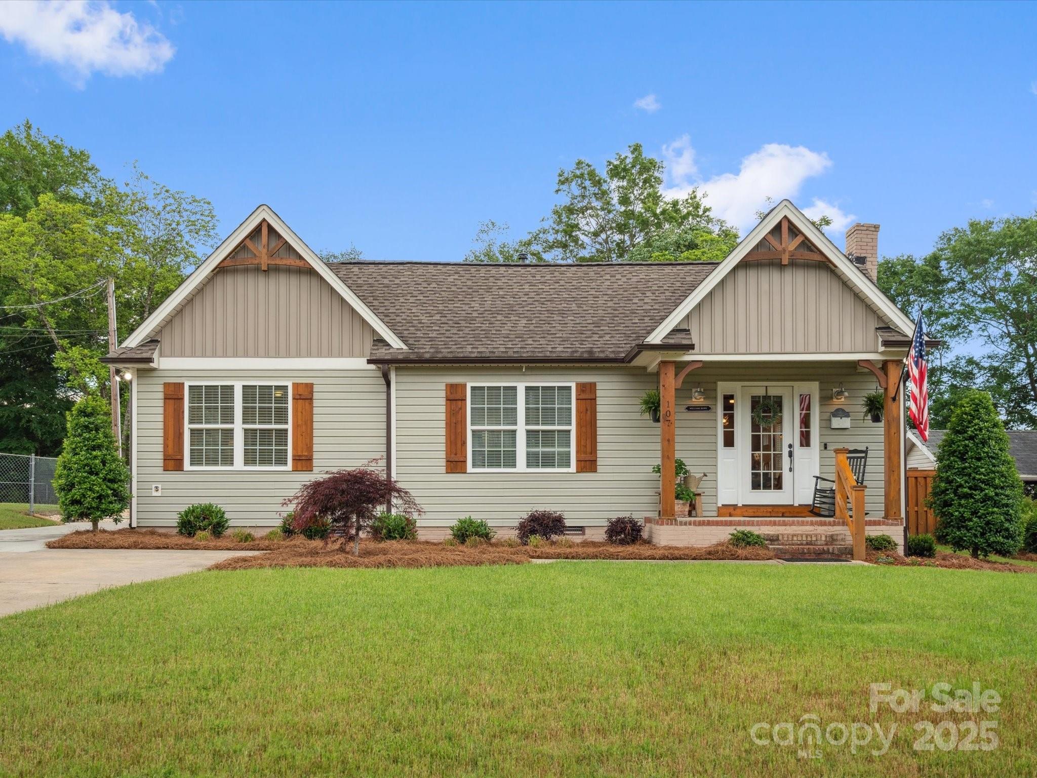107 Pressley Street Property Photo