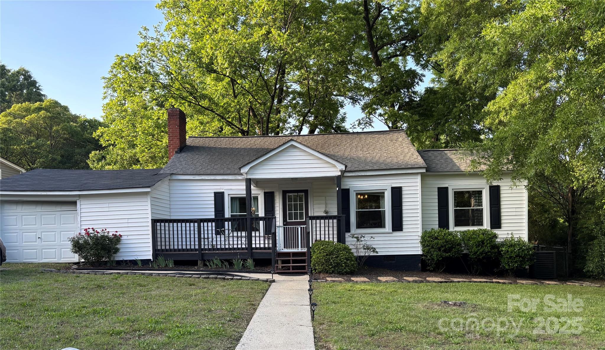 22 Walnut Avenue 1 Property Photo 2