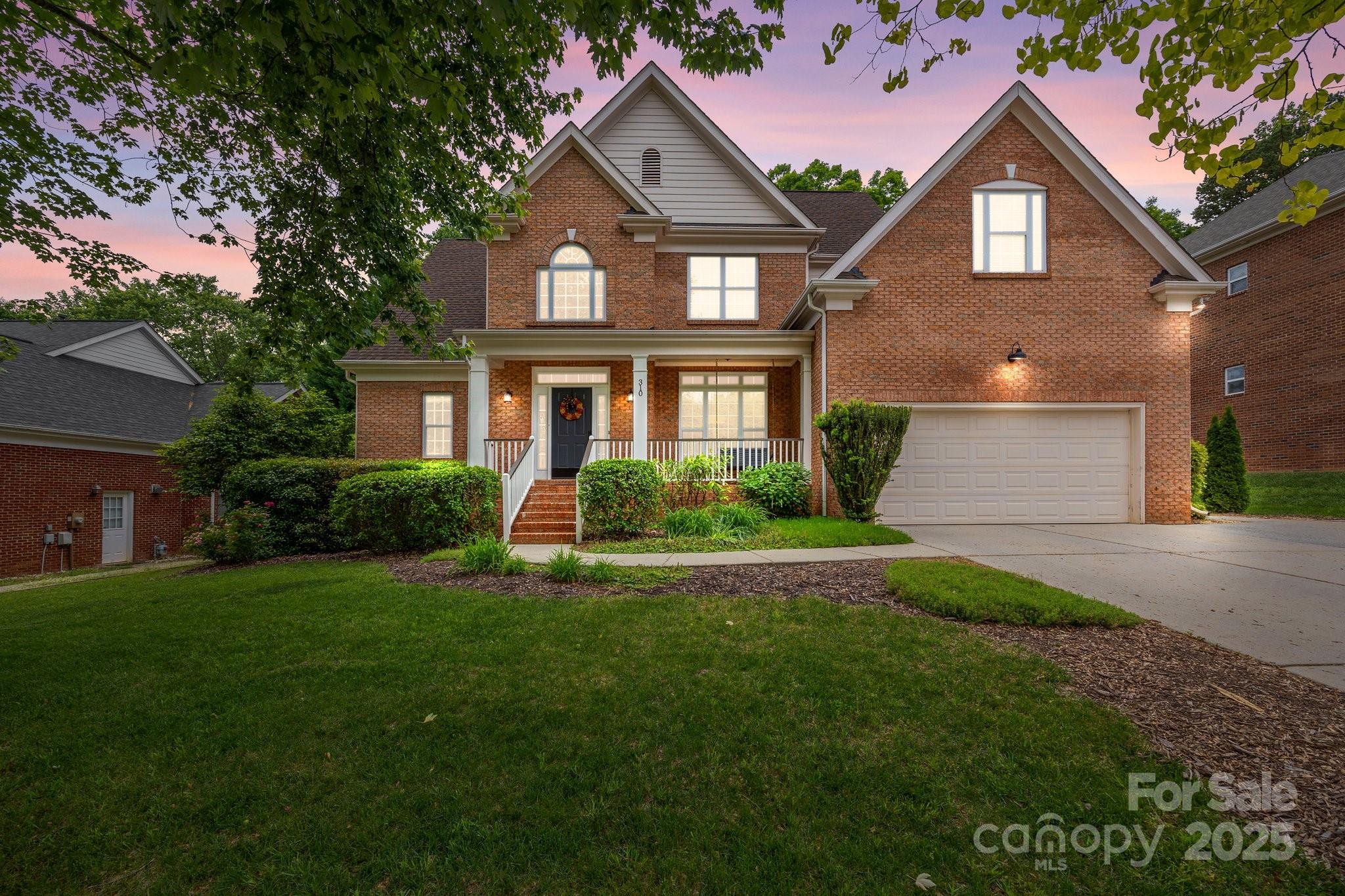 310 E Waterlynn Road Property Photo