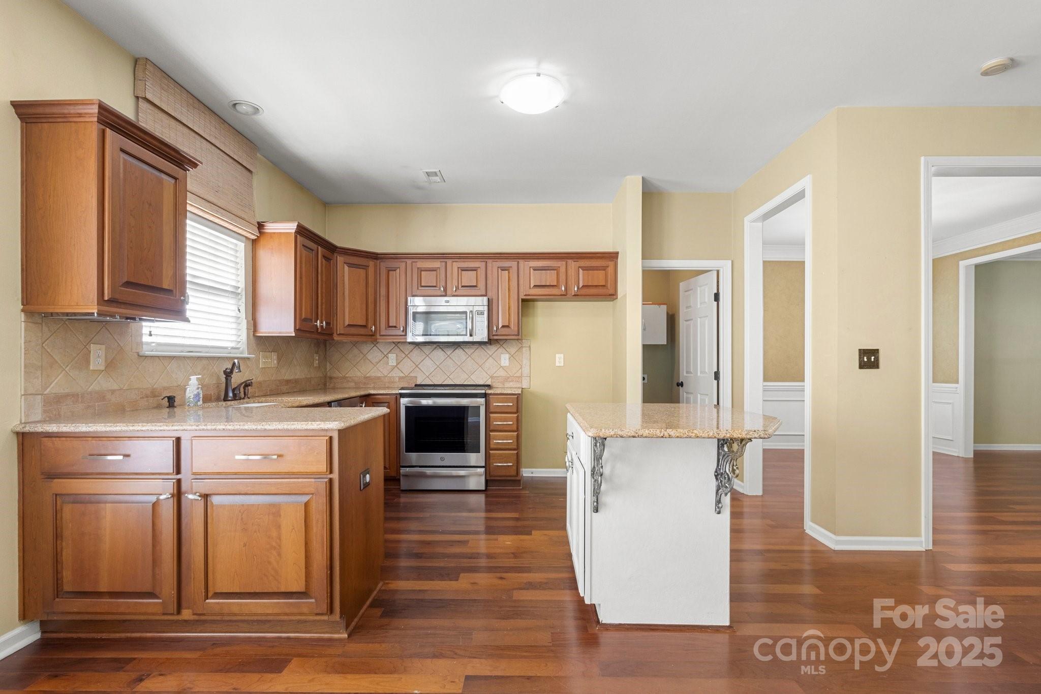 12824 Harvest Time Court Property Photo 8