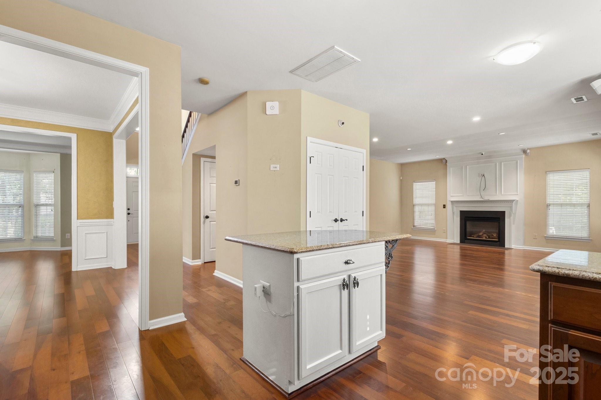 12824 Harvest Time Court Property Photo 9