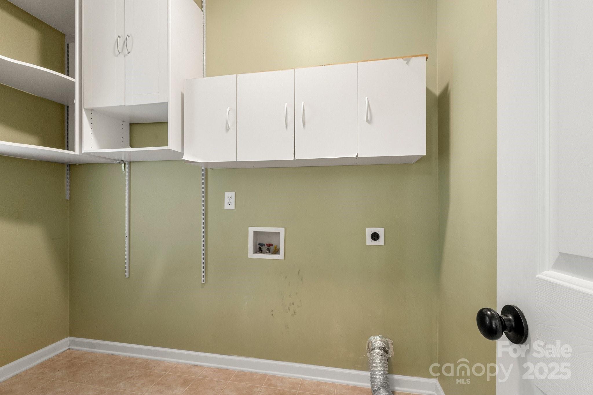 12824 Harvest Time Court Property Photo 16