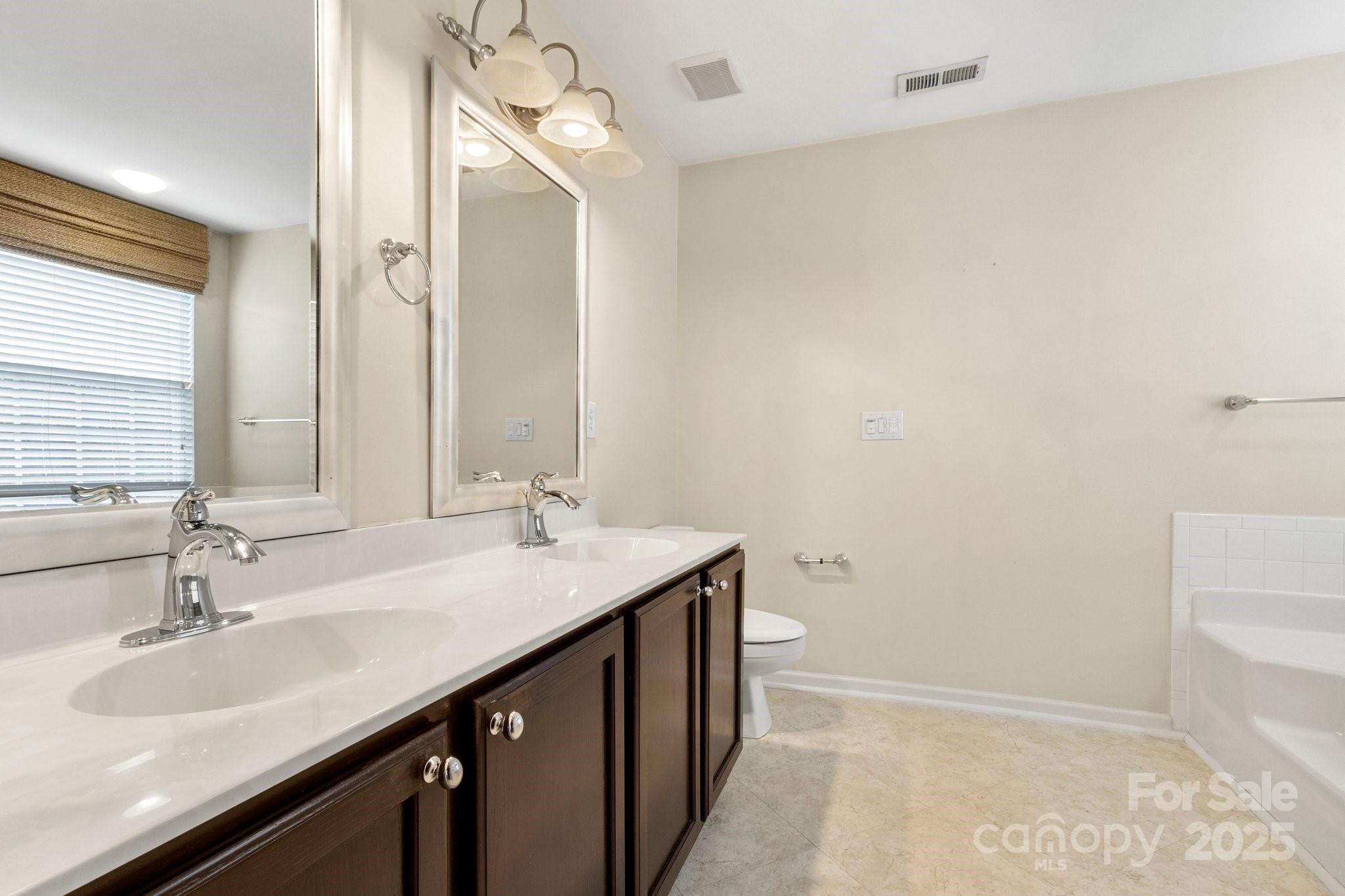 12824 Harvest Time Court Property Photo 21