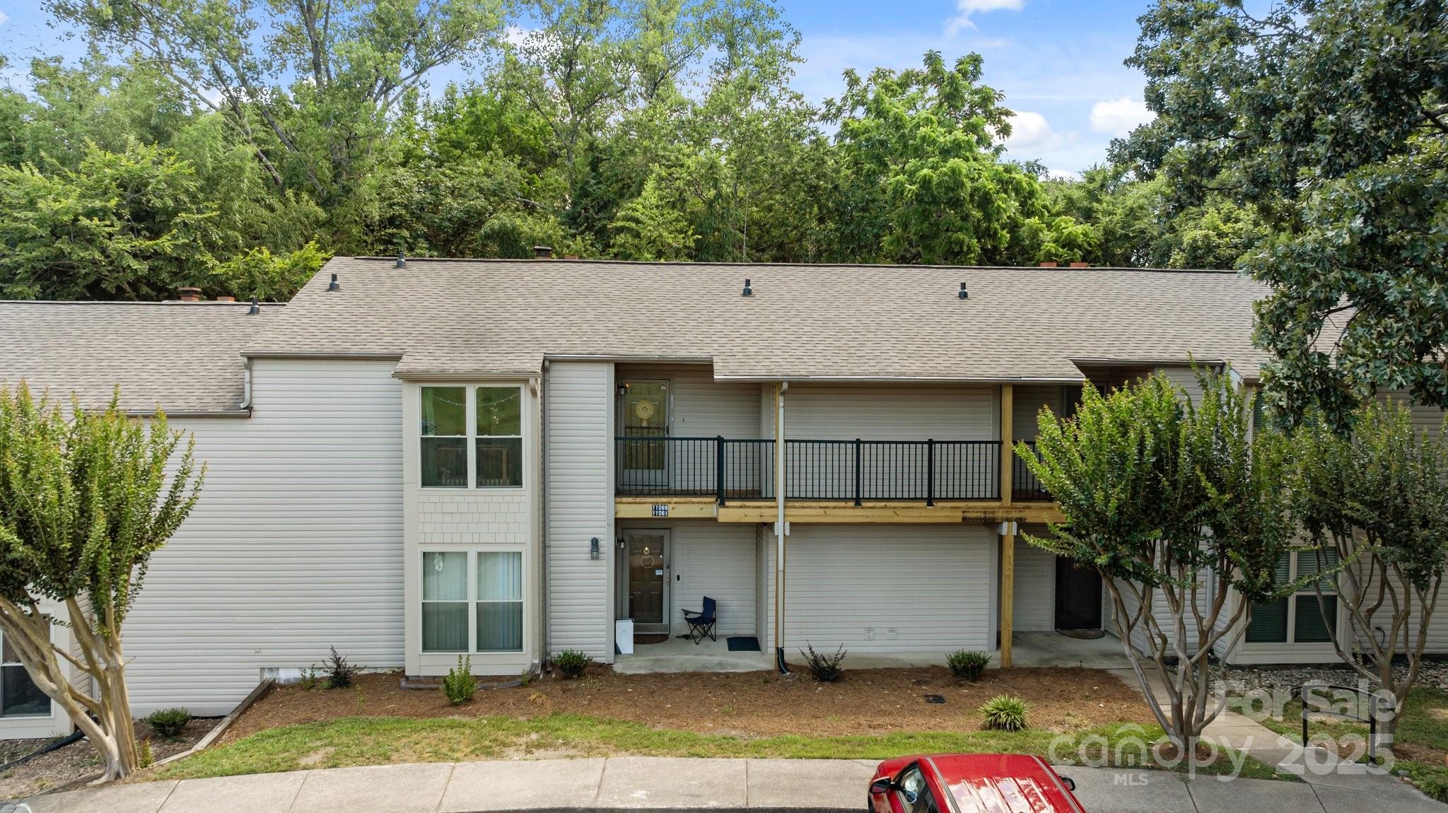 11069 Cedar View Road Property Photo 3