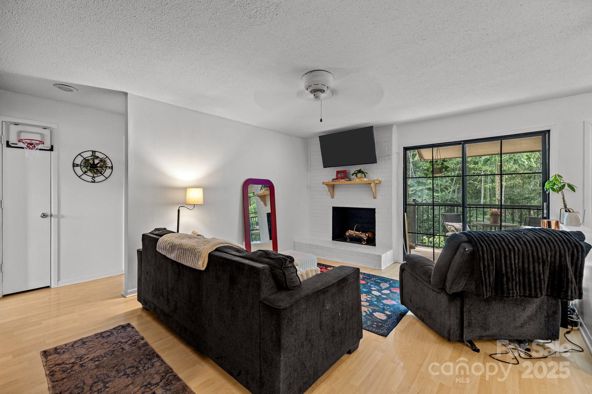 11069 Cedar View Road Property Photo 12