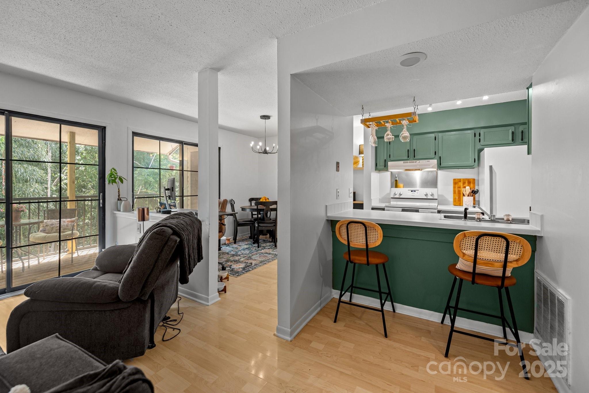 11069 Cedar View Road Property Photo 17