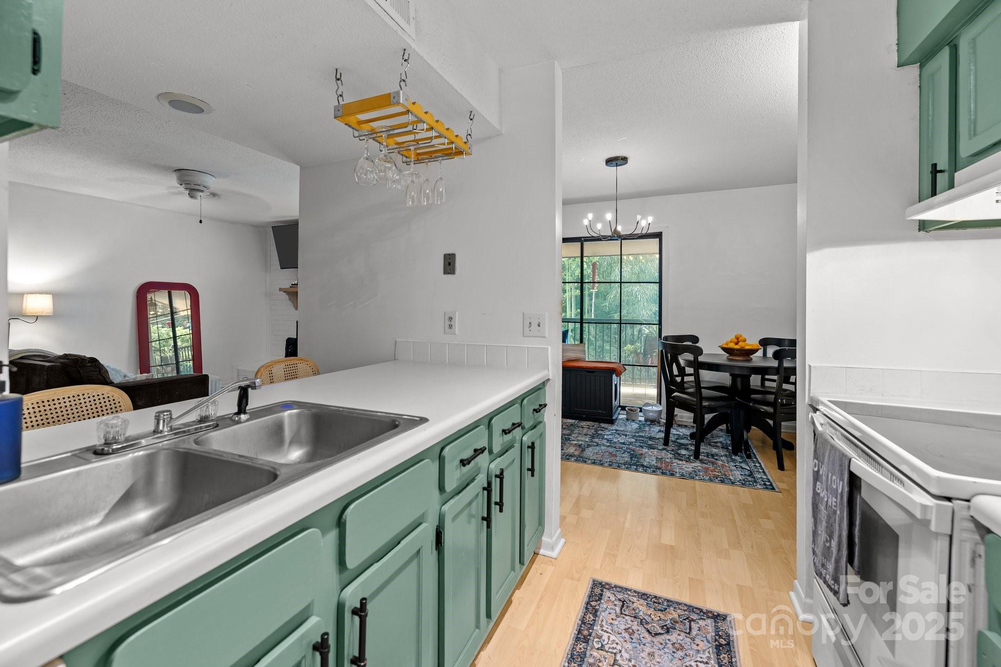 11069 Cedar View Road Property Photo 18