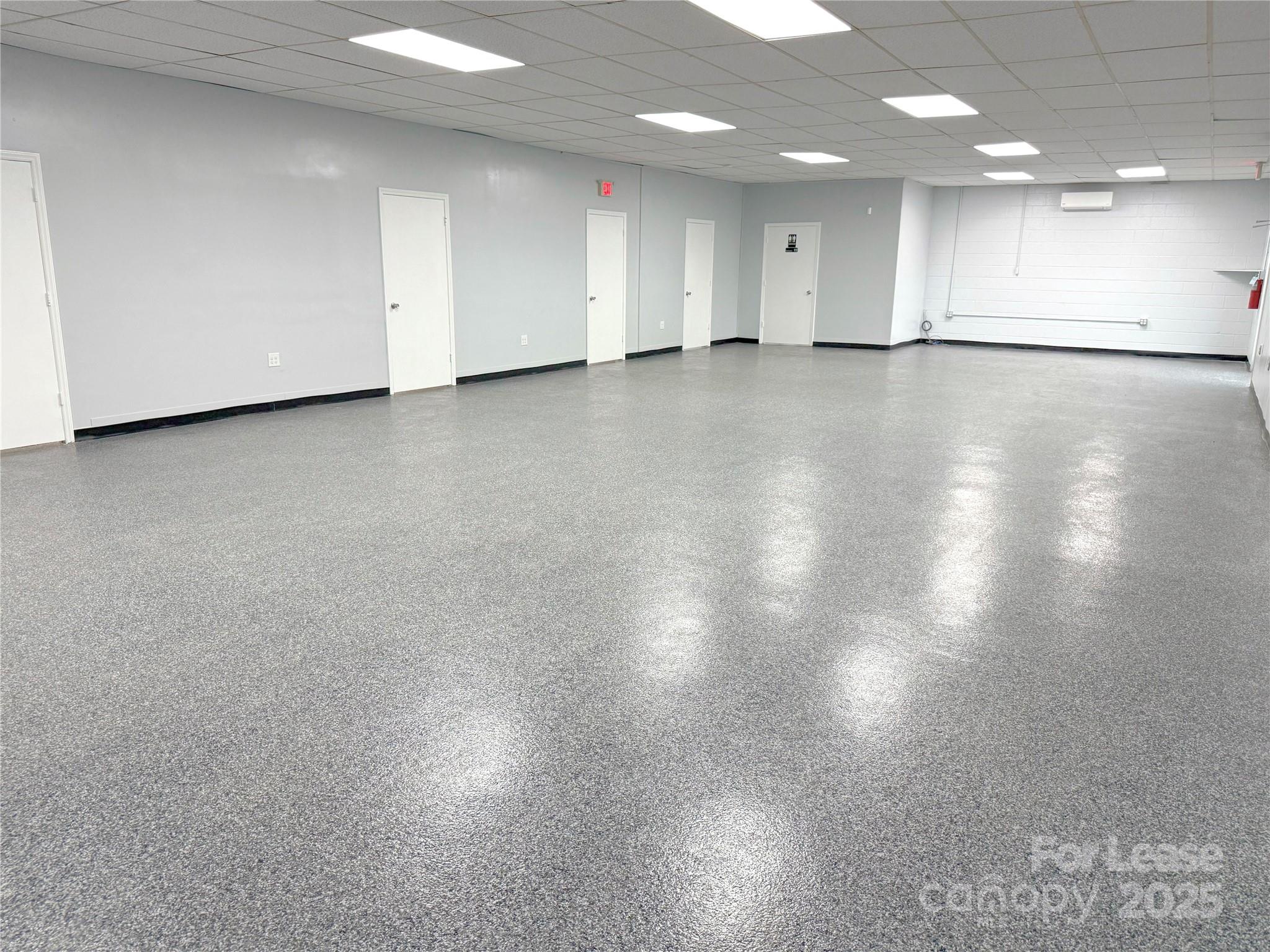 2130 S Main Street Property Photo 5