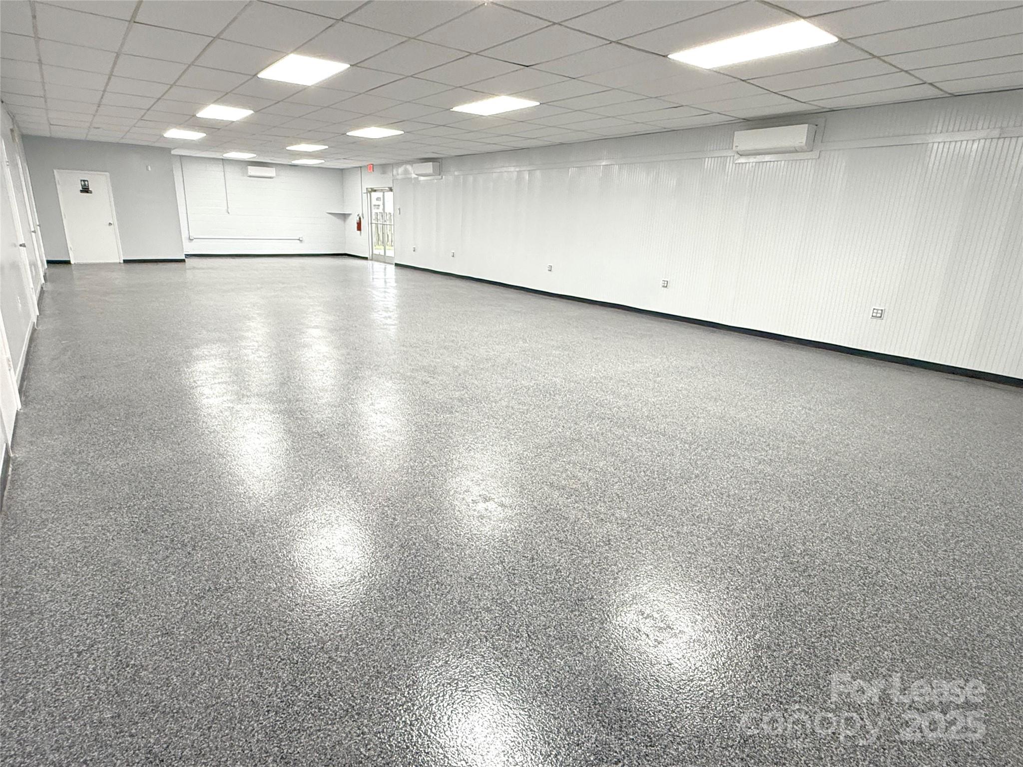 2130 S Main Street Property Photo 6