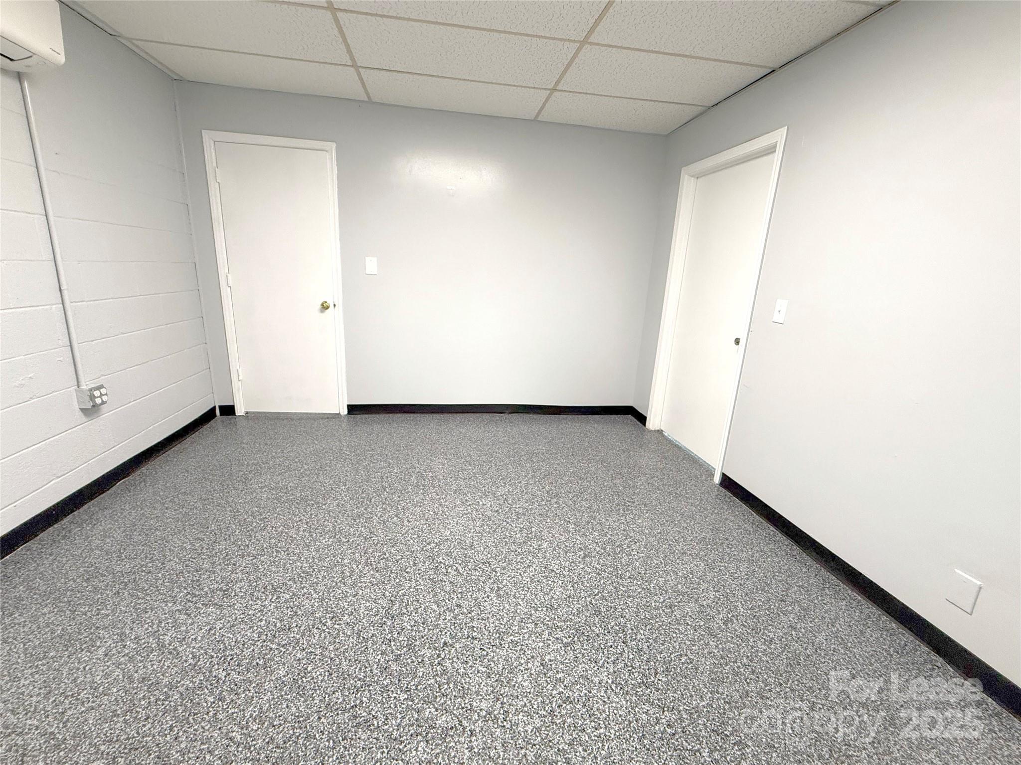 2130 S Main Street Property Photo 33