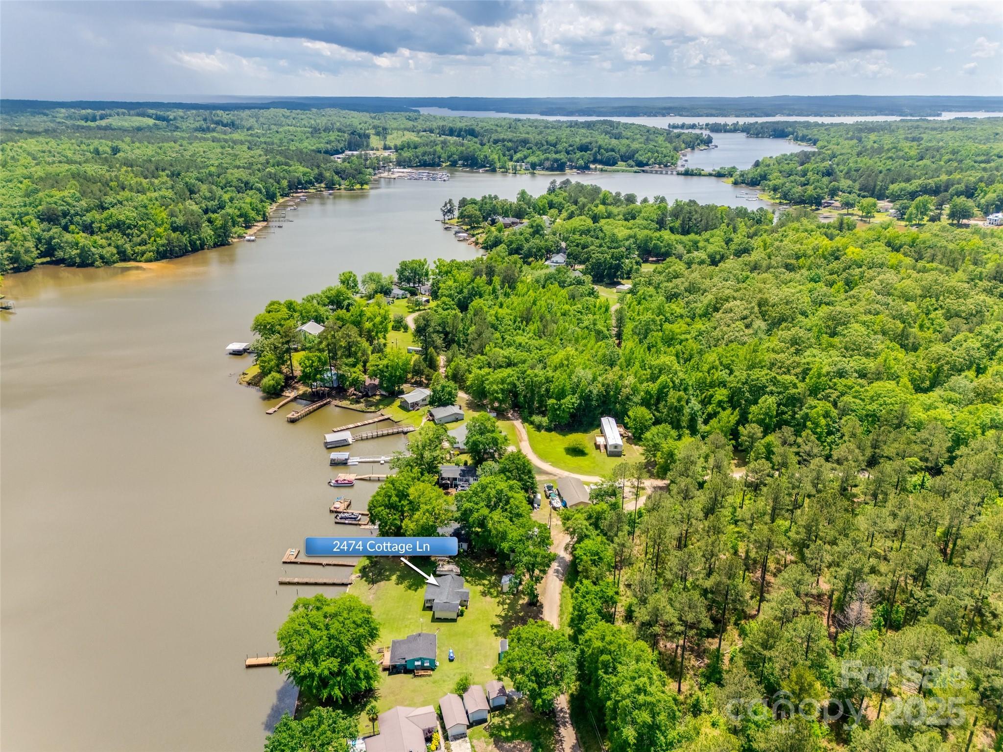 2474 Cottage Lane Property Photo 2