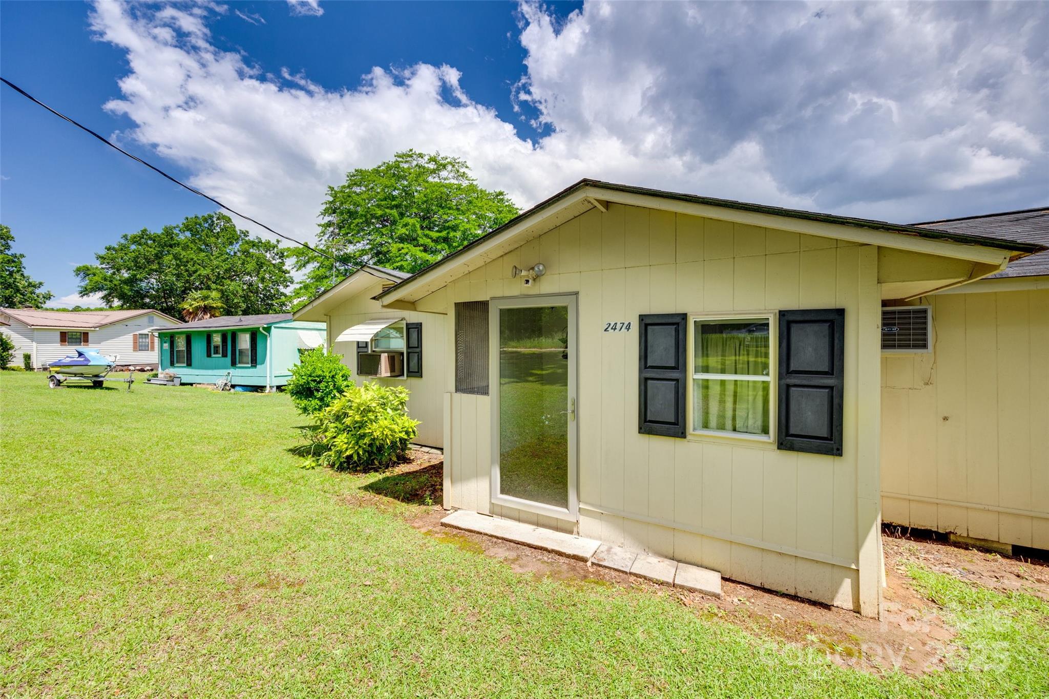 2474 Cottage Lane Property Photo 9