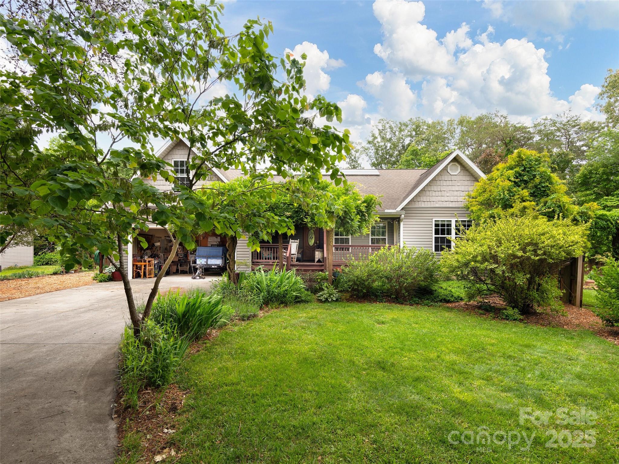 224 Old Haw Creek Road Property Photo 1