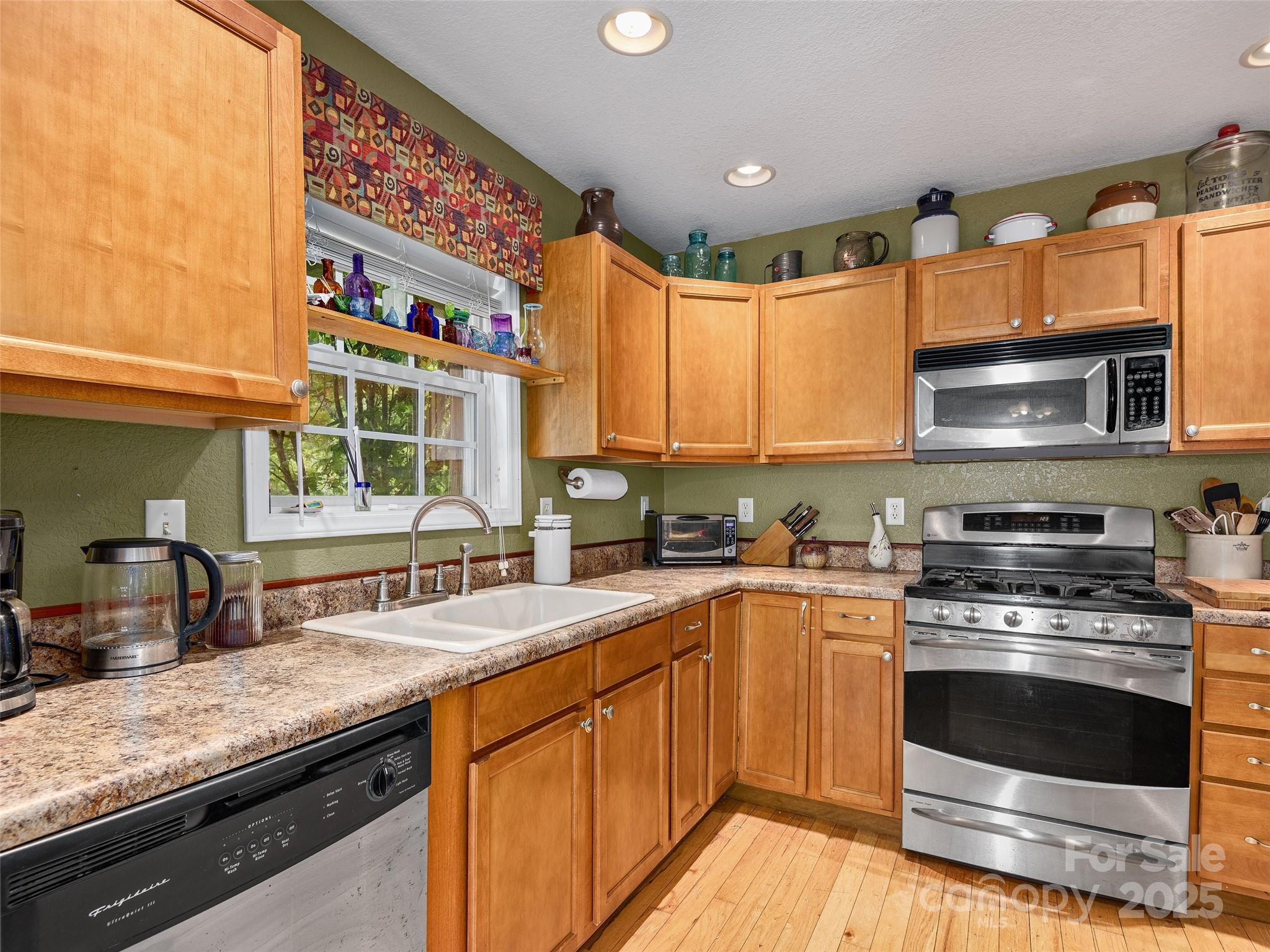 224 Old Haw Creek Road Property Photo 7