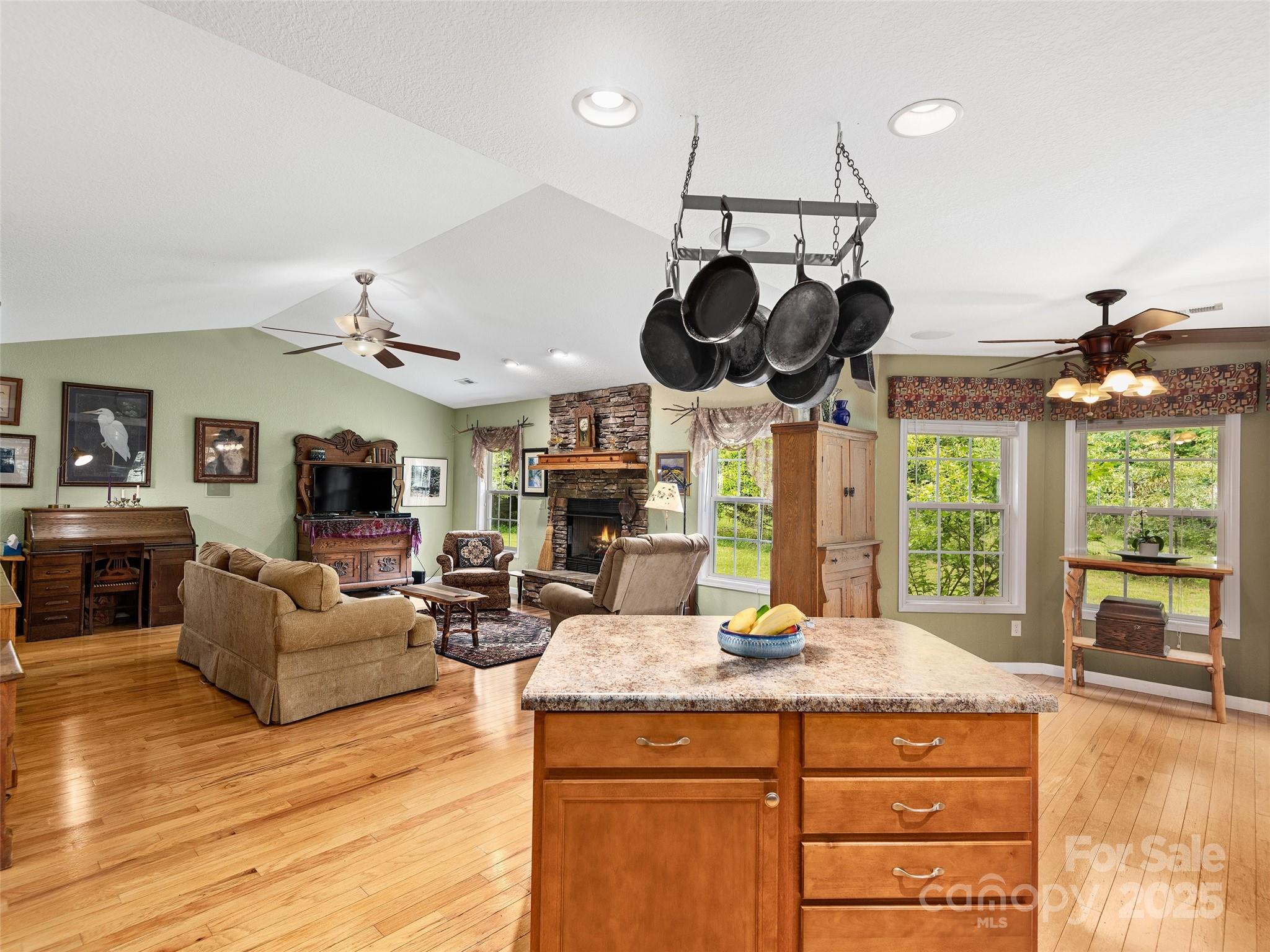 224 Old Haw Creek Road Property Photo 8