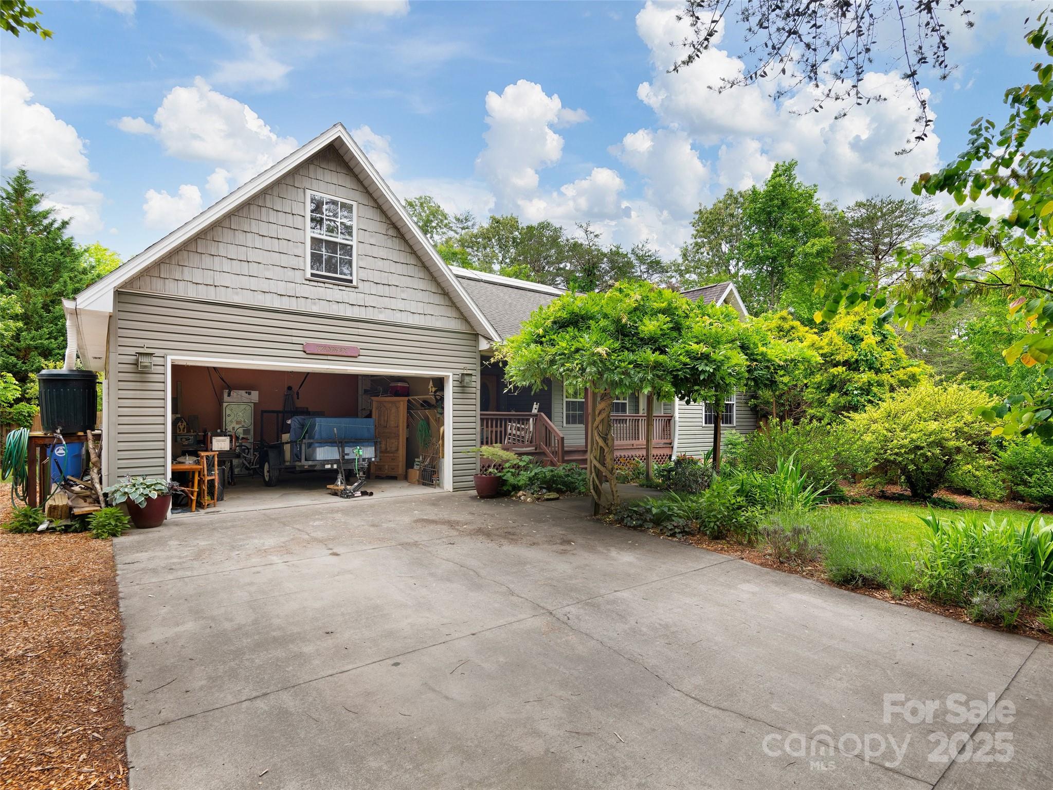 224 Old Haw Creek Road Property Photo 25