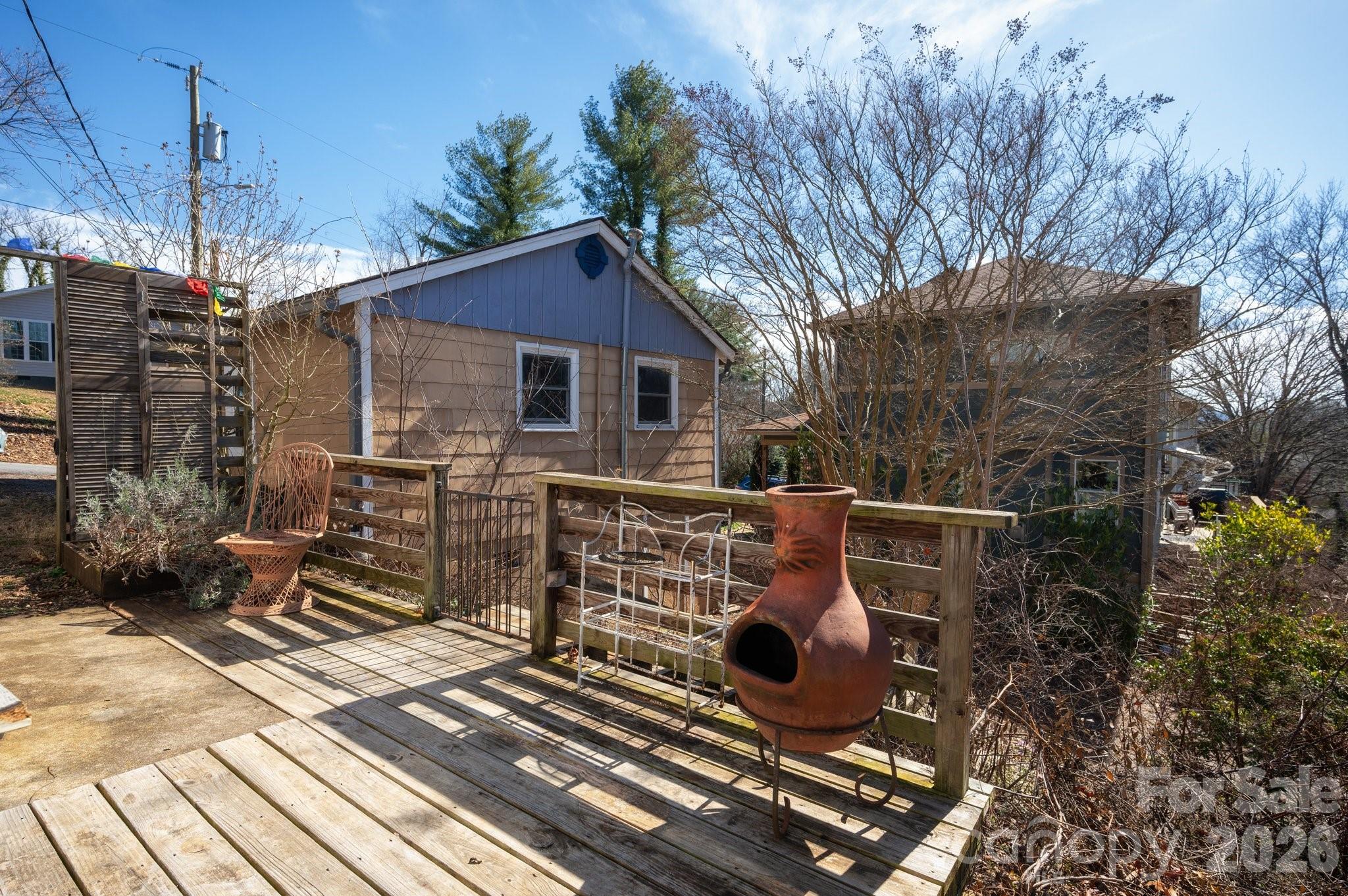 17 & 19 Hubbard Avenue Property Photo 20