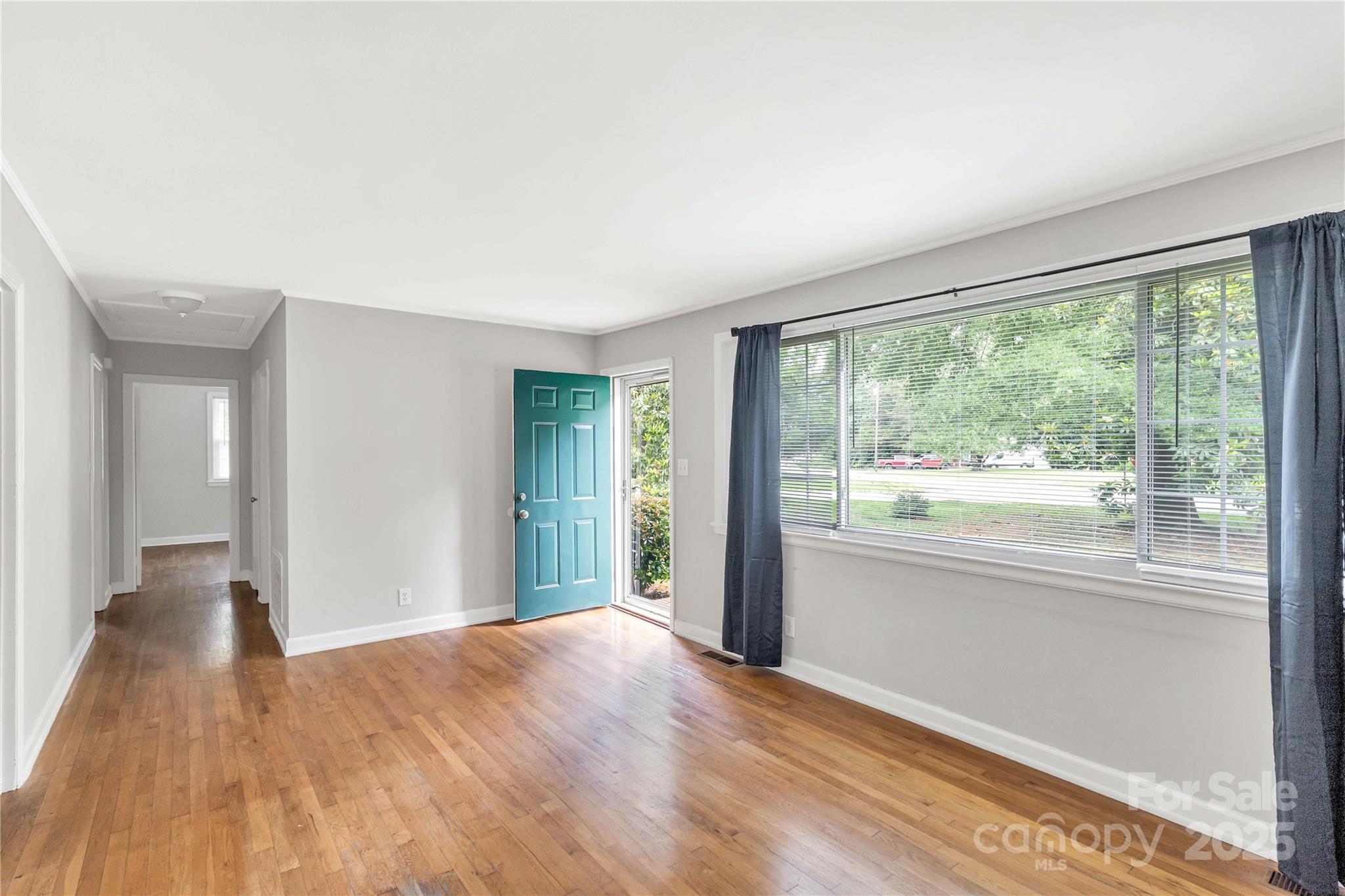 405 N Woodland Drive Property Photo 4