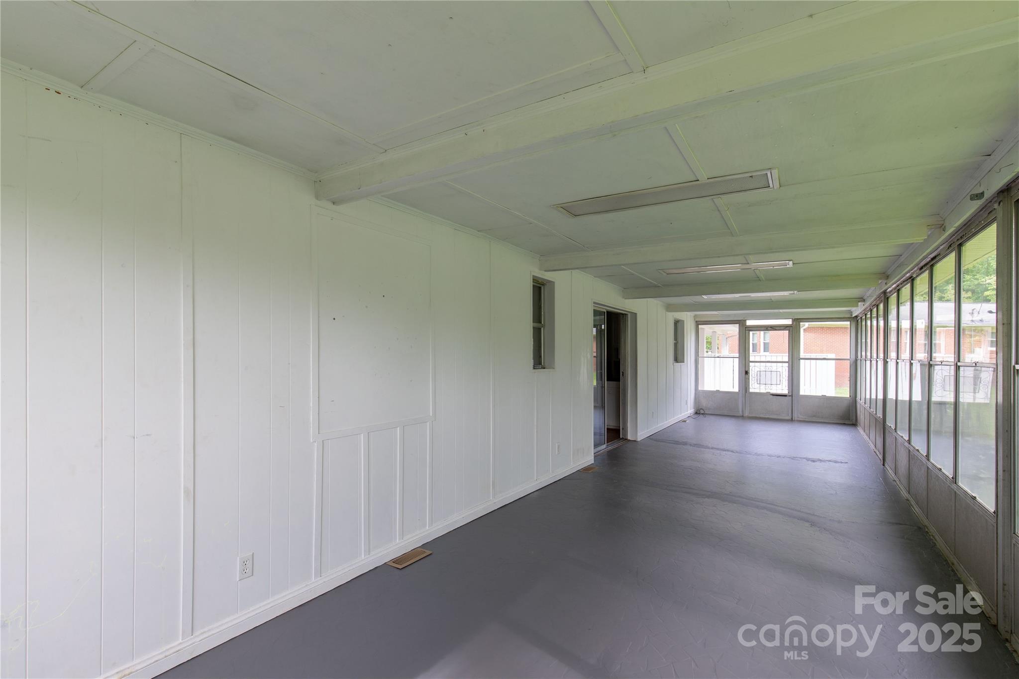 405 N Woodland Drive Property Photo 19