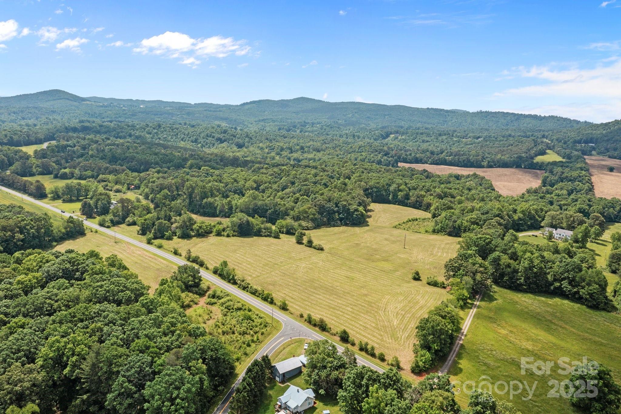 437 Linneys Mill Road Property Photo 12