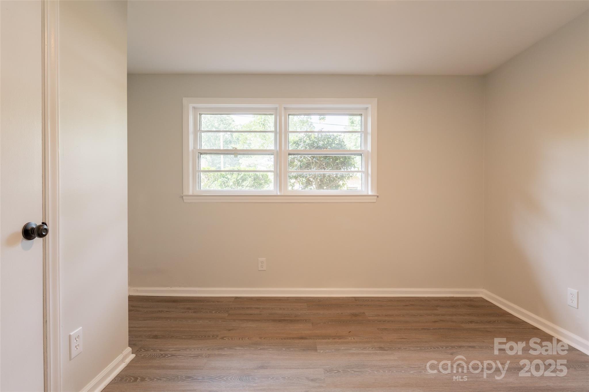 4601 Graham Road Property Photo 13