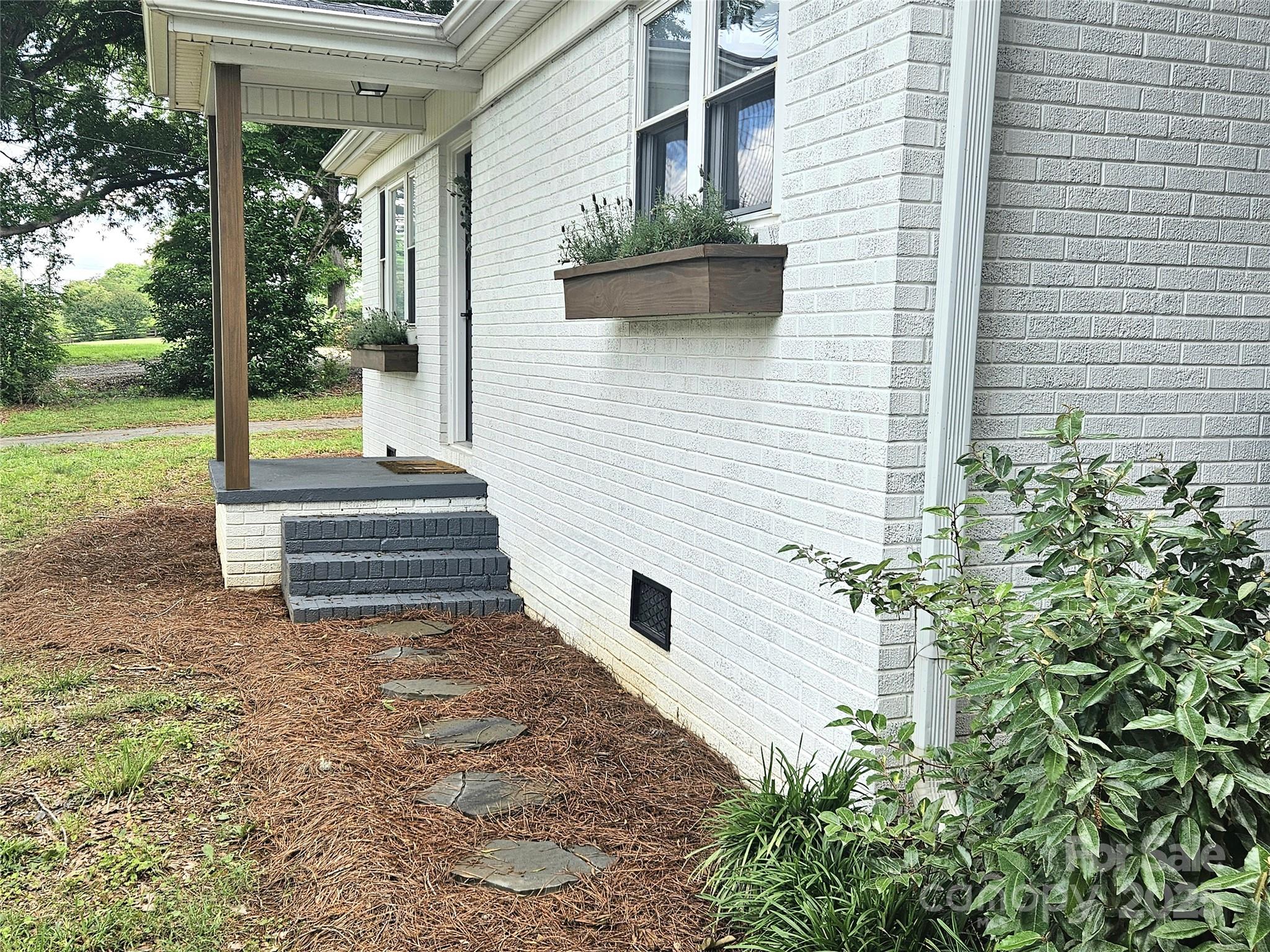 13131 601 Highway Property Photo 3