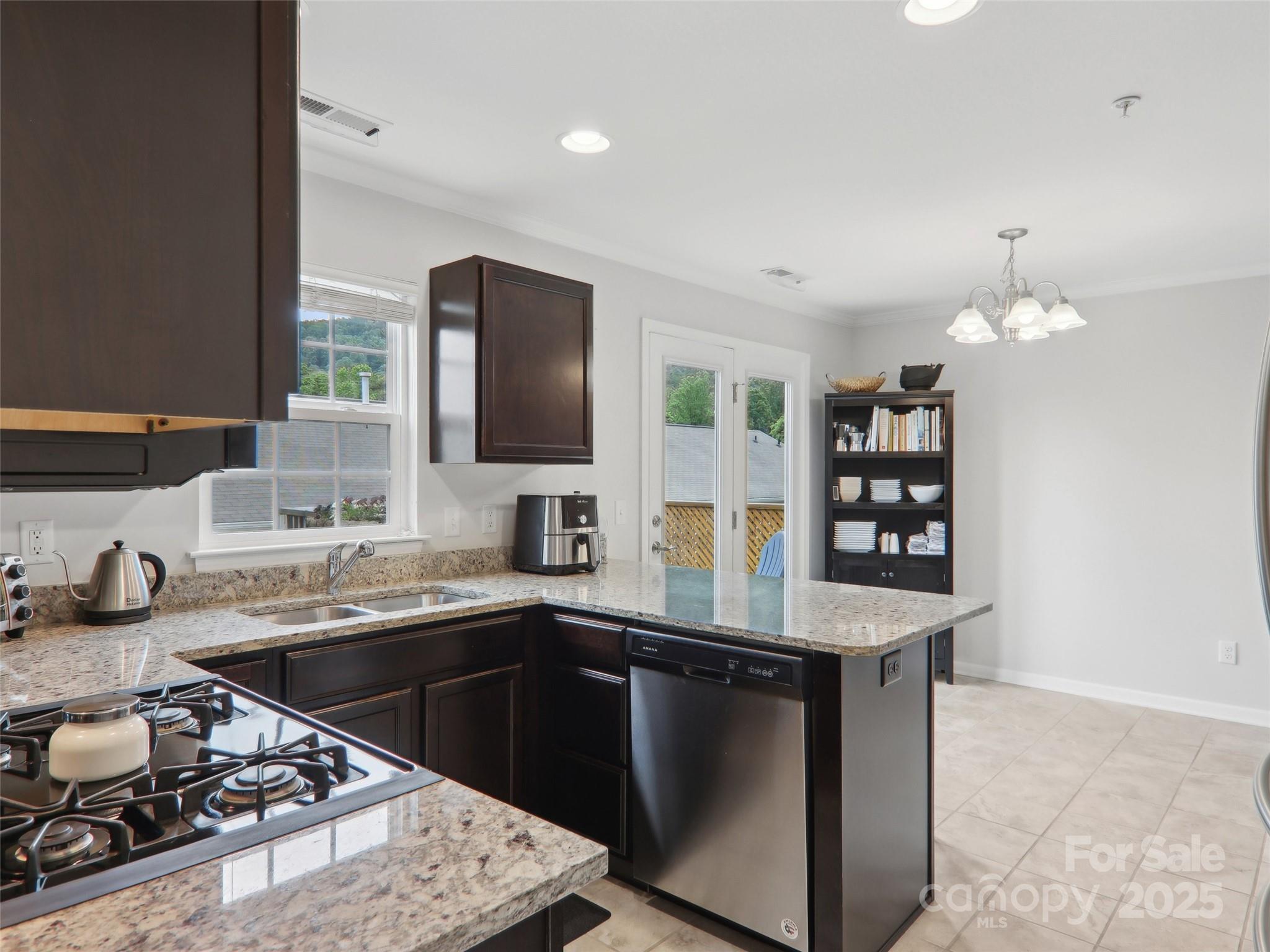 198 Alpine Ridge Drive Property Photo 21