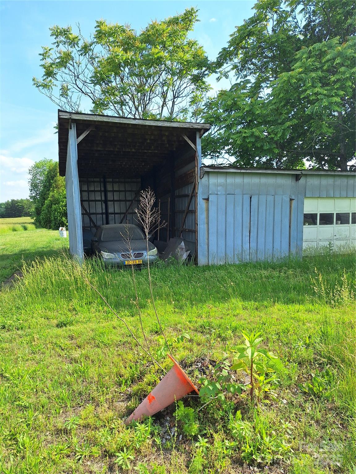 3374 Harmony Highway Property Photo 7