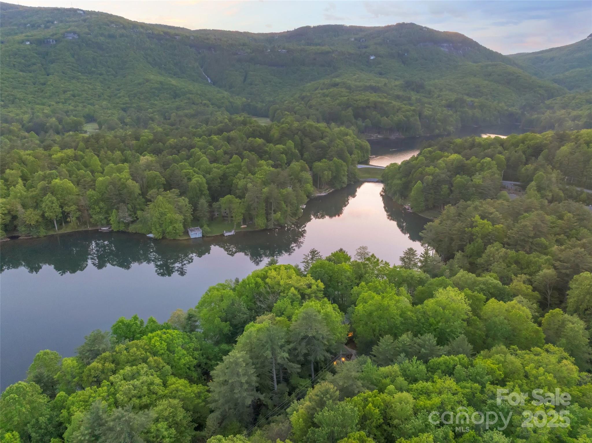 1957 & 1923 Cold Mountain Road Property Photo 5