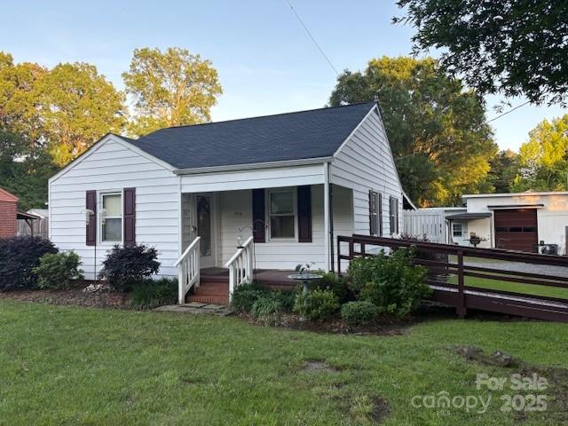 1014 Skyway Drive Property Photo 1