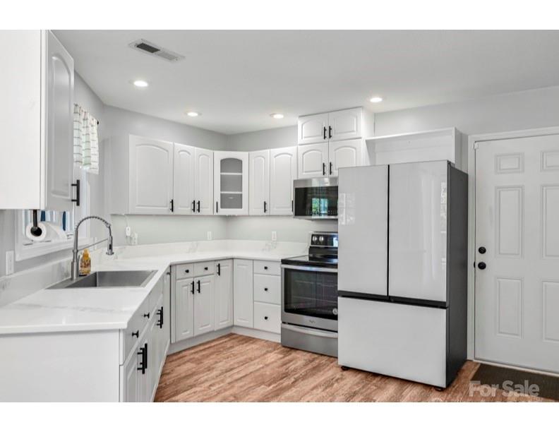 109 Meadow Run 26 Property Photo 12