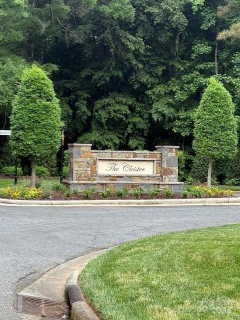 981 Cloister Drive Property Photo