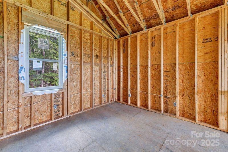 548 Wilderness Drive Property Photo 13