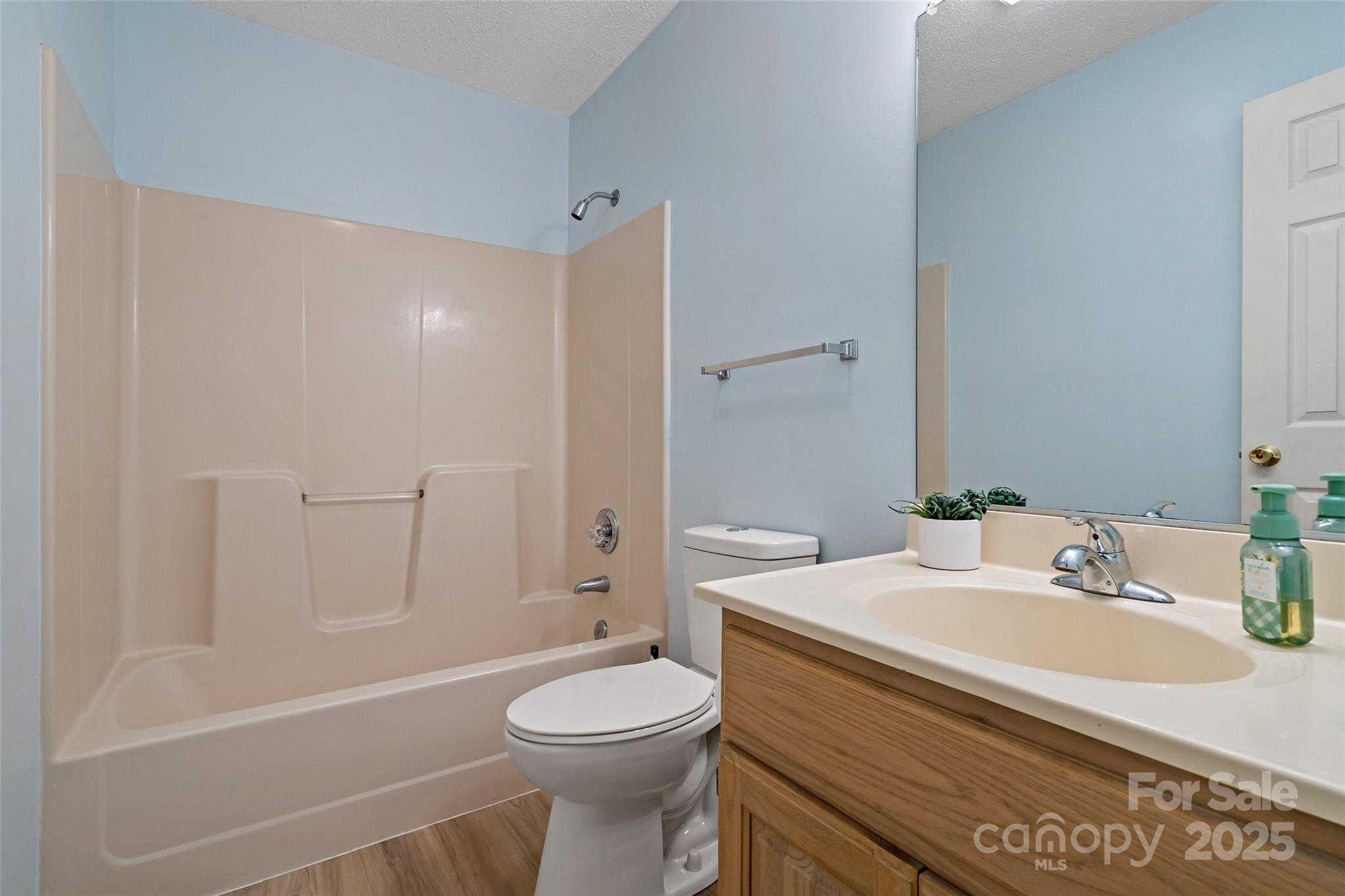 160 Whispering Pines Drive 160 Property Photo 23