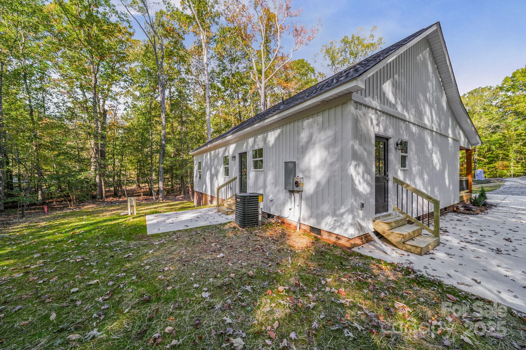 237 Roxboro Drive Property Photo 6